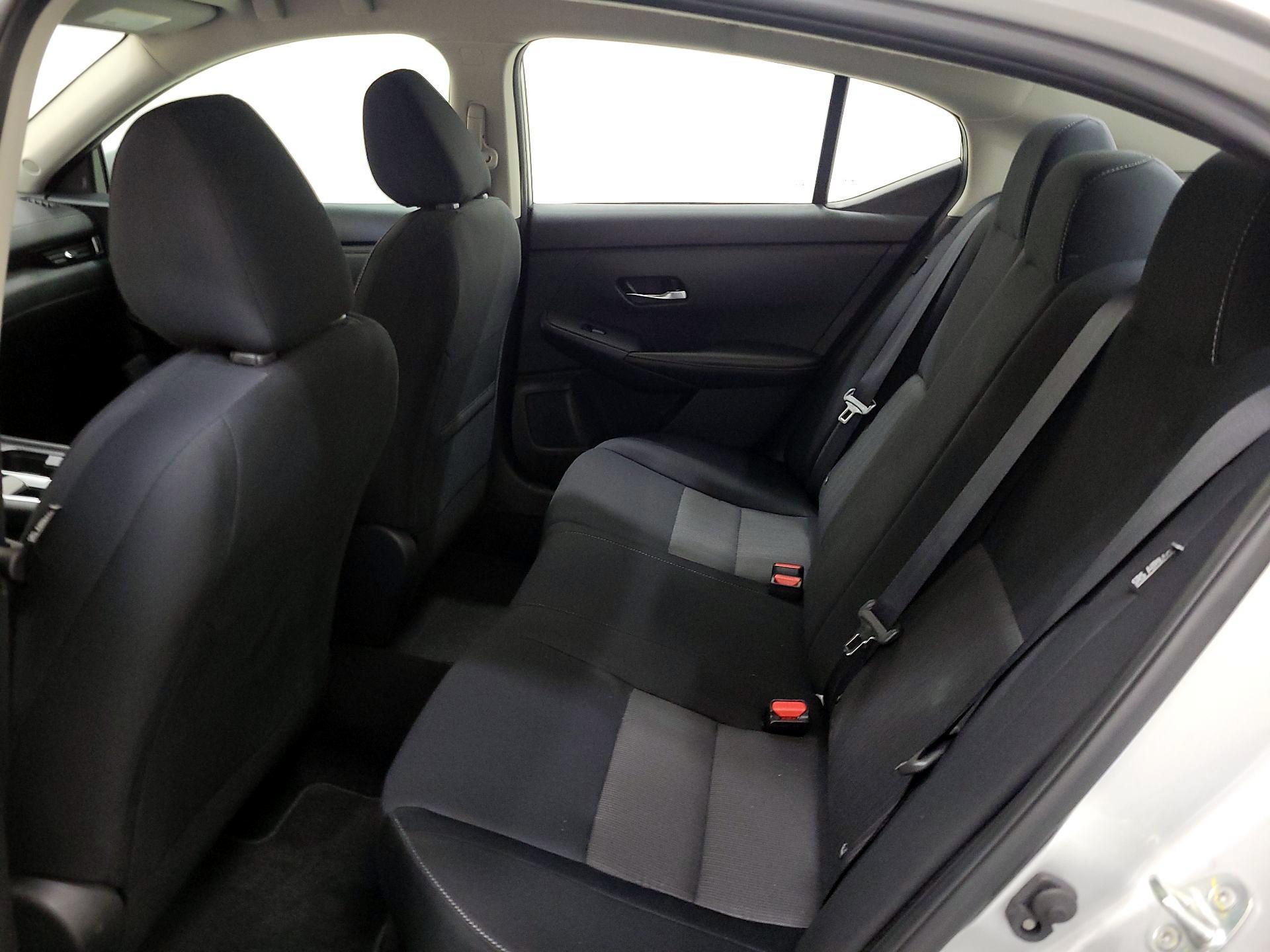 Thumbnail: 2023 Nissan Sentra - 19