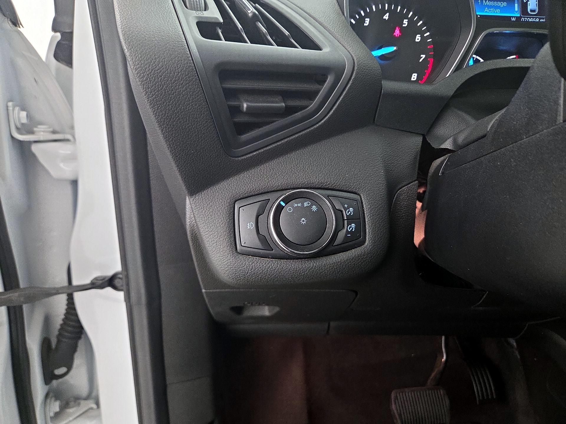 Thumbnail: 2014 Ford Escape - 13