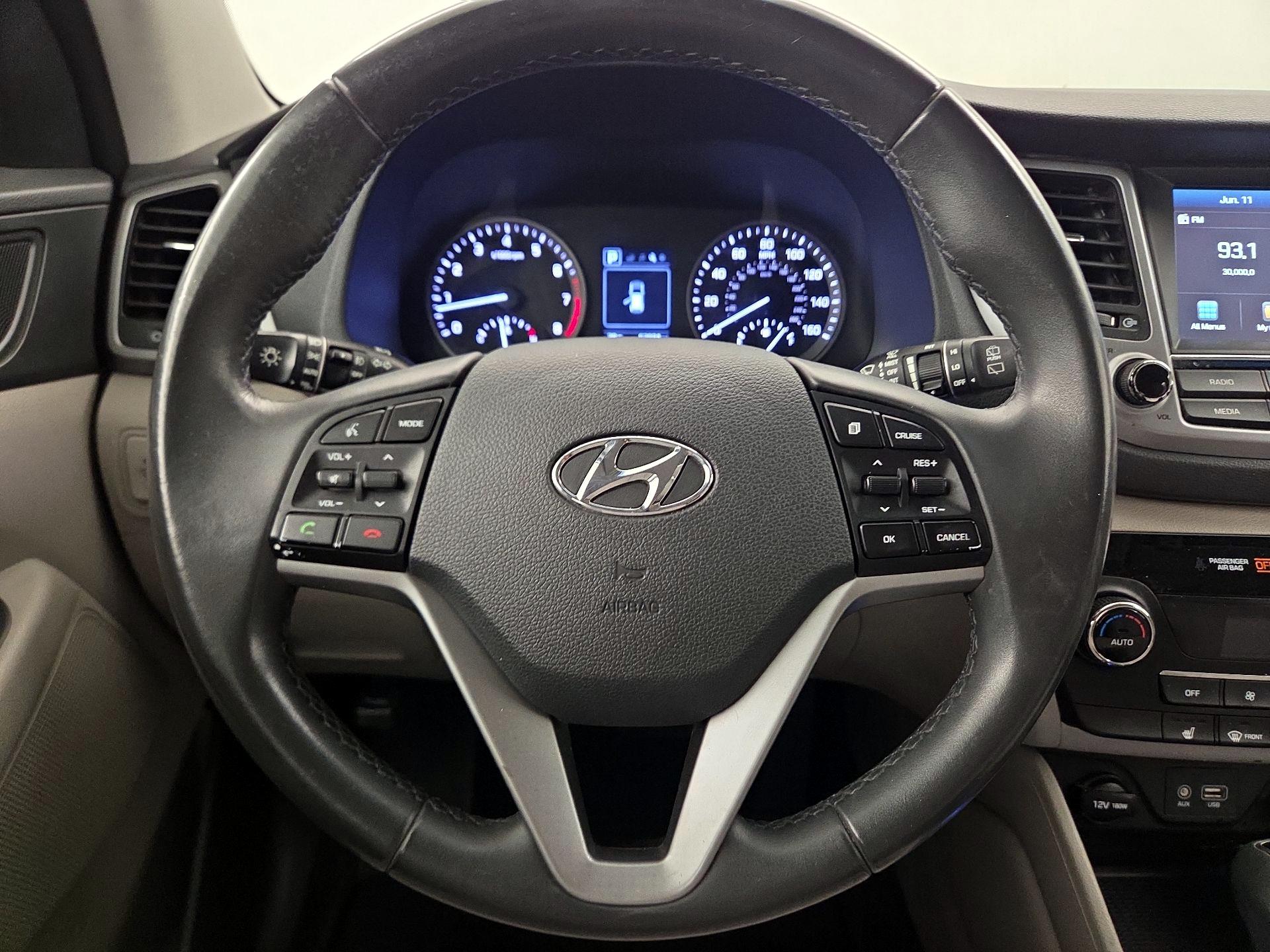 Thumbnail: 2018 Hyundai Tucson - 10