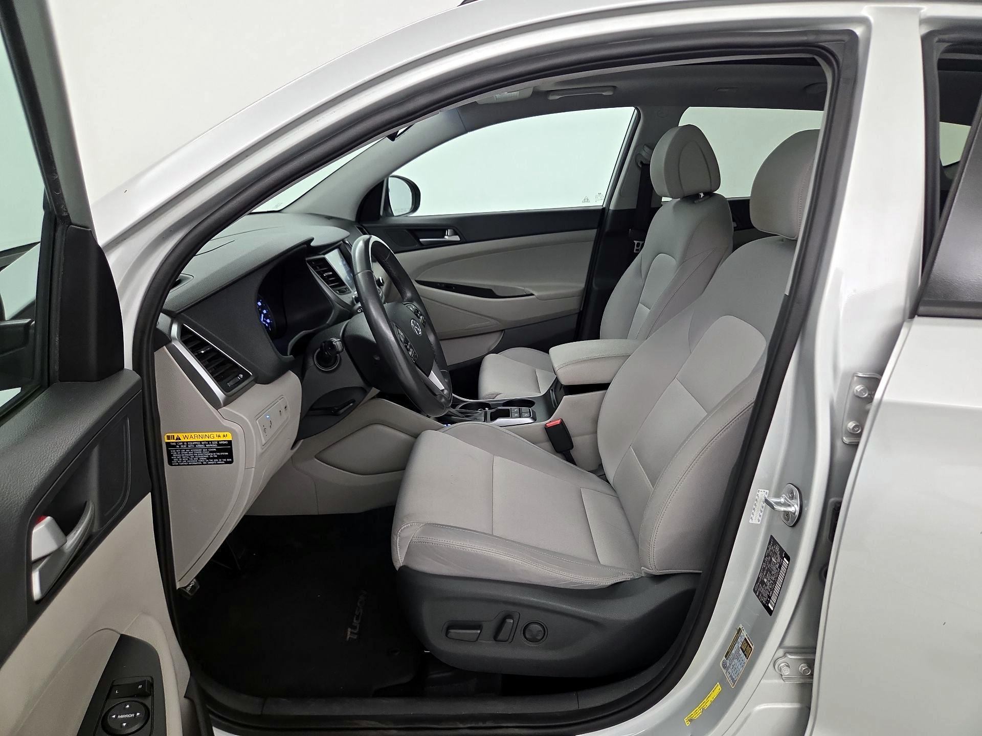 Thumbnail: 2018 Hyundai Tucson - 11