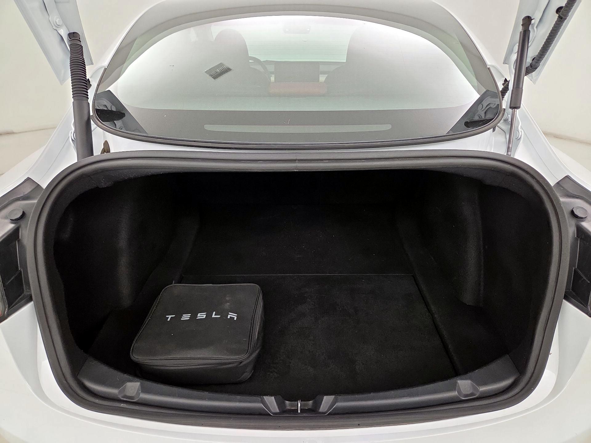 Thumbnail: 2023 Tesla Model 3 - 20