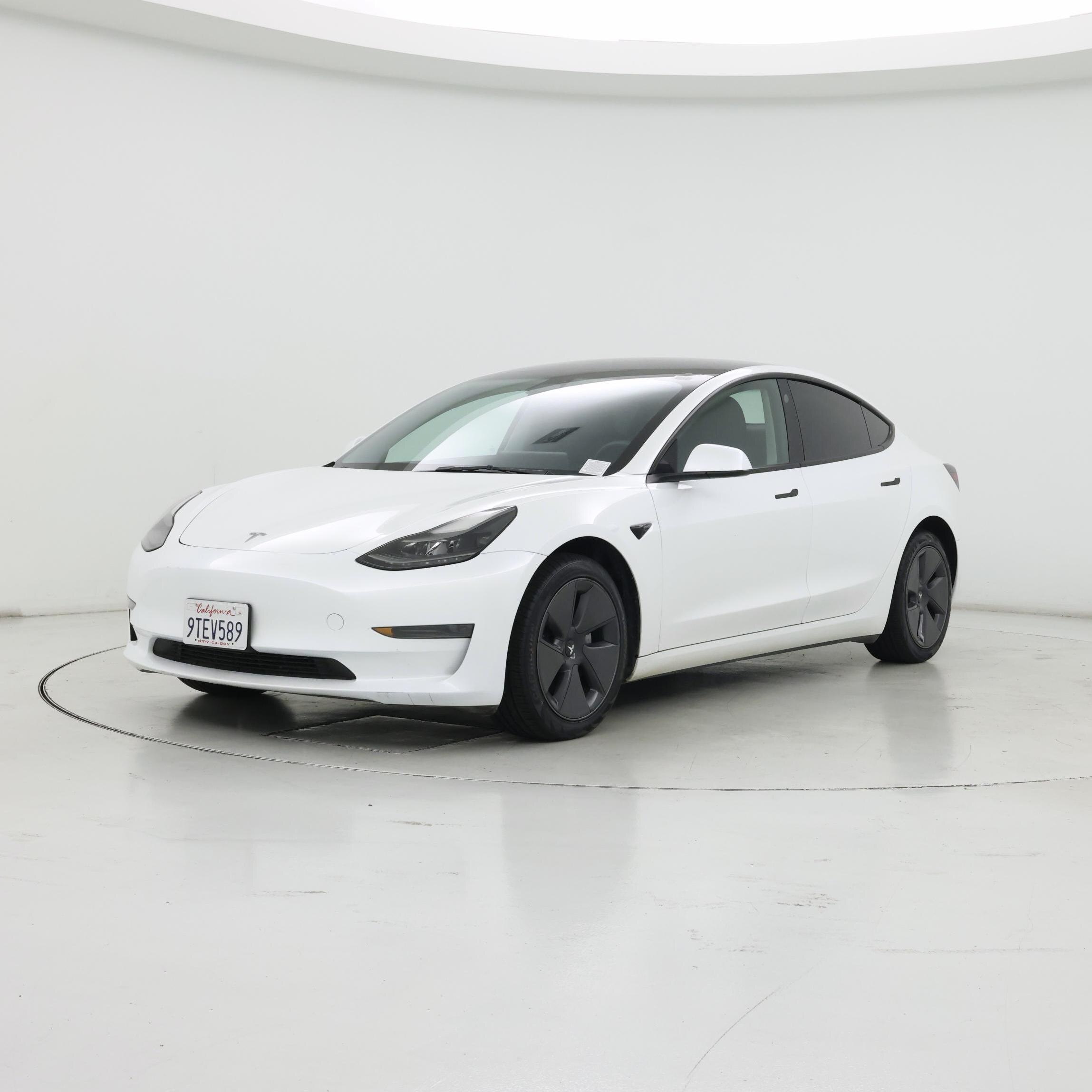 Thumbnail: 2023 Tesla Model 3 - 4