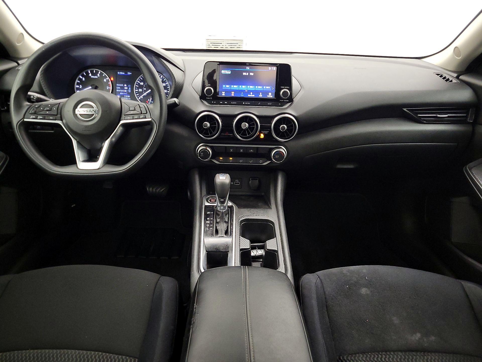 Thumbnail: 2020 Nissan Sentra - 9