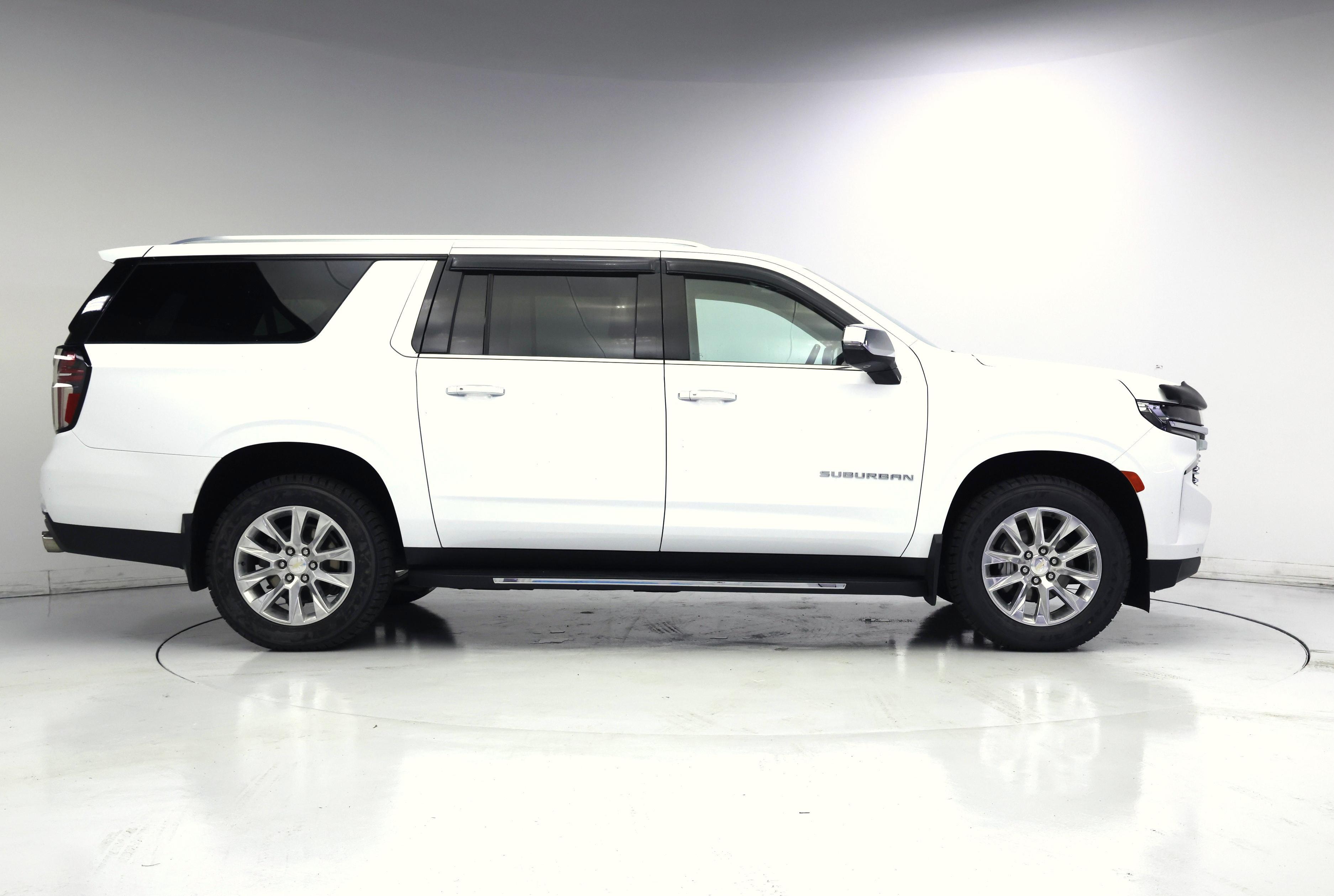 Thumbnail: 2023 Chevrolet Suburban - 7