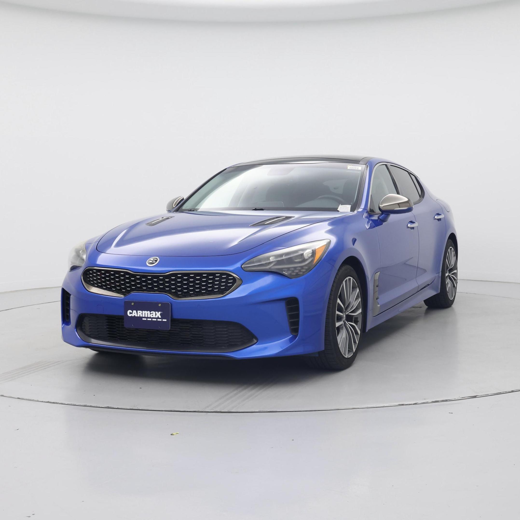Thumbnail: 2018 Kia Stinger - 4