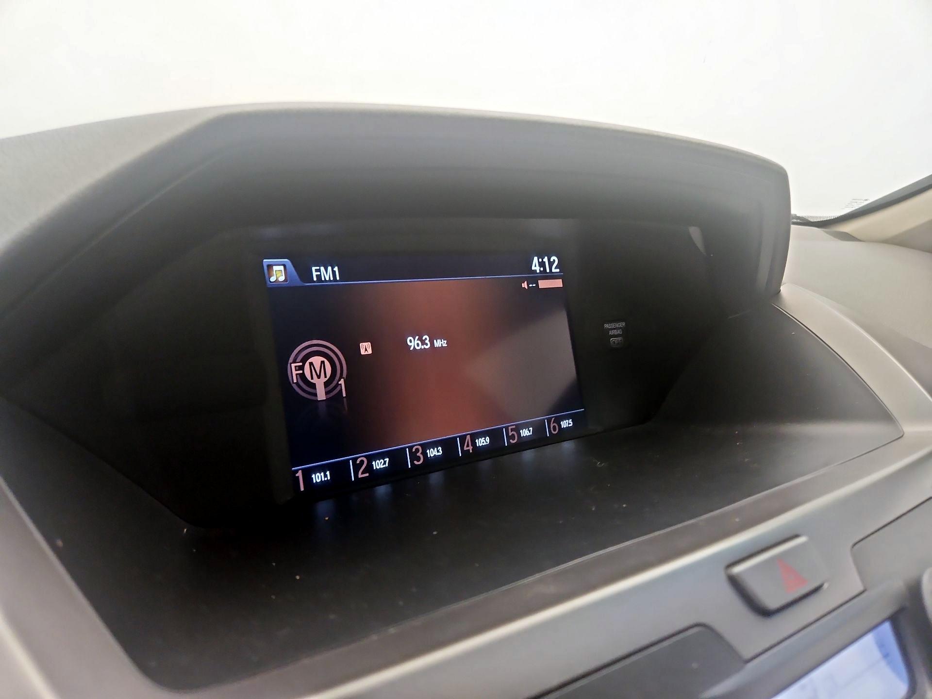 Thumbnail: 2015 Honda Odyssey - 16