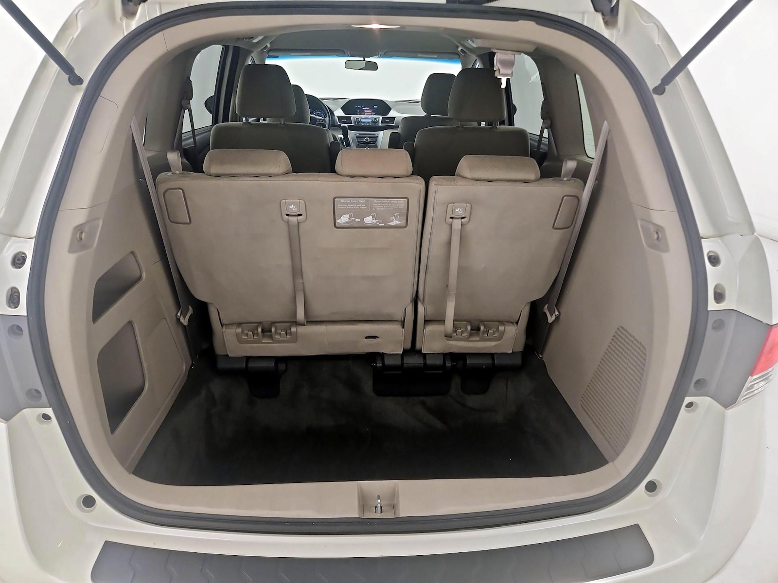 2015 Honda Odyssey LX - Photo 23
