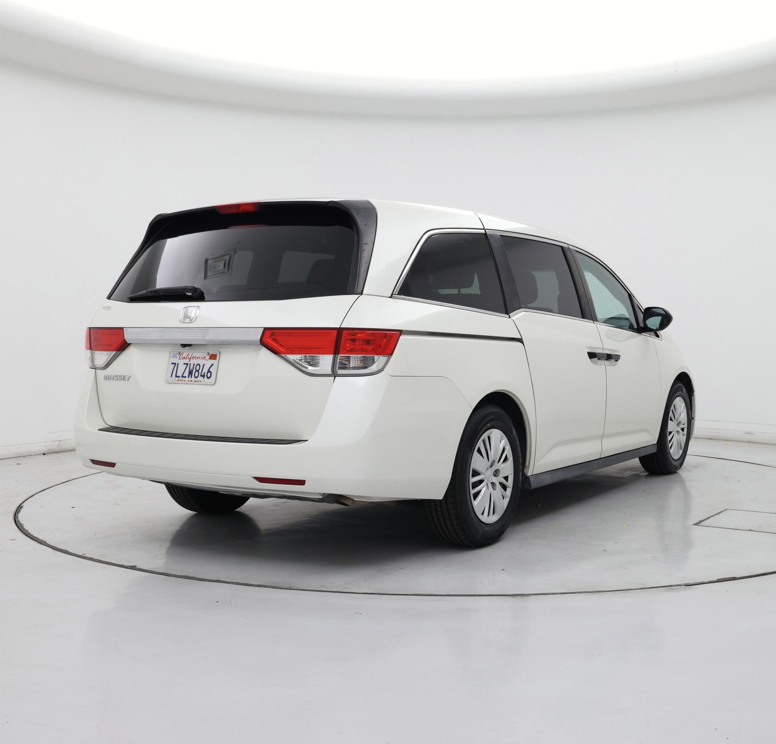 Thumbnail: 2015 Honda Odyssey - 8