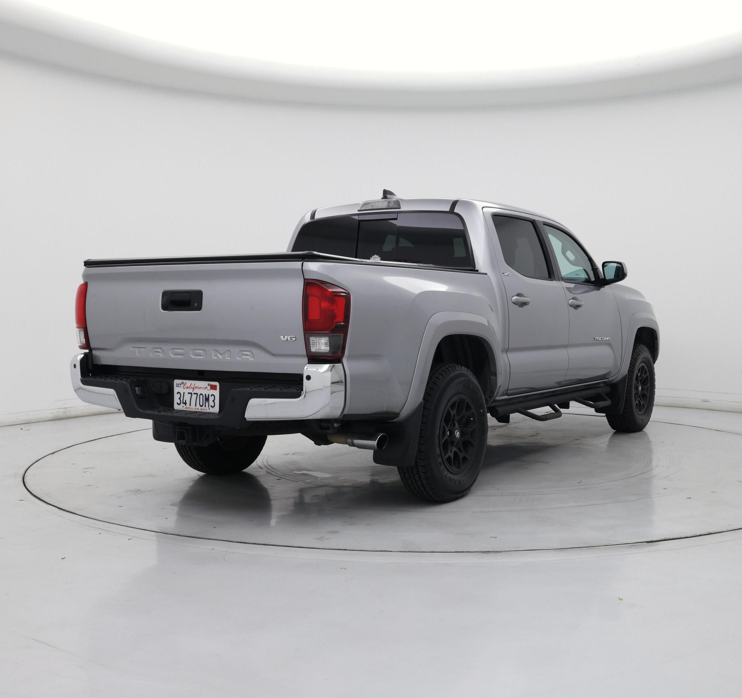 Thumbnail: 2021 Toyota Tacoma - 8