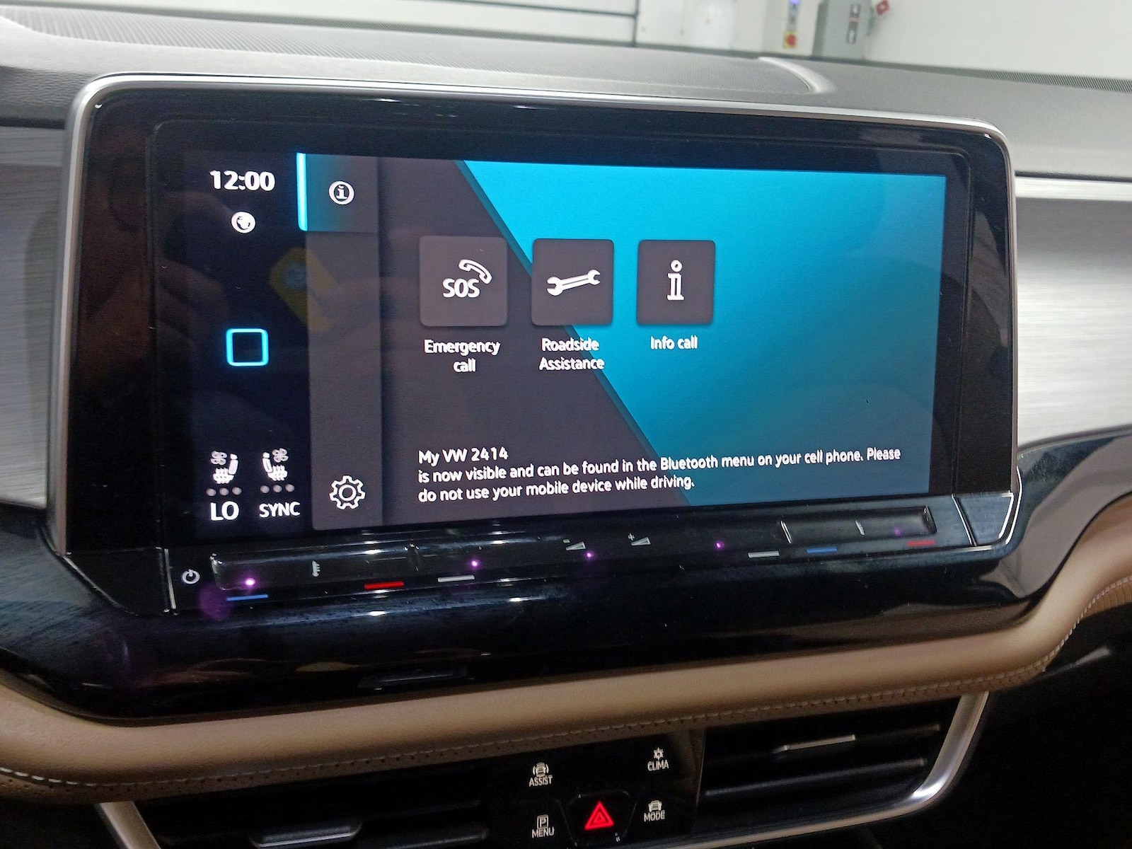 2024 Volkswagen Atlas Cross Sport SE w/Tech - Photo 15