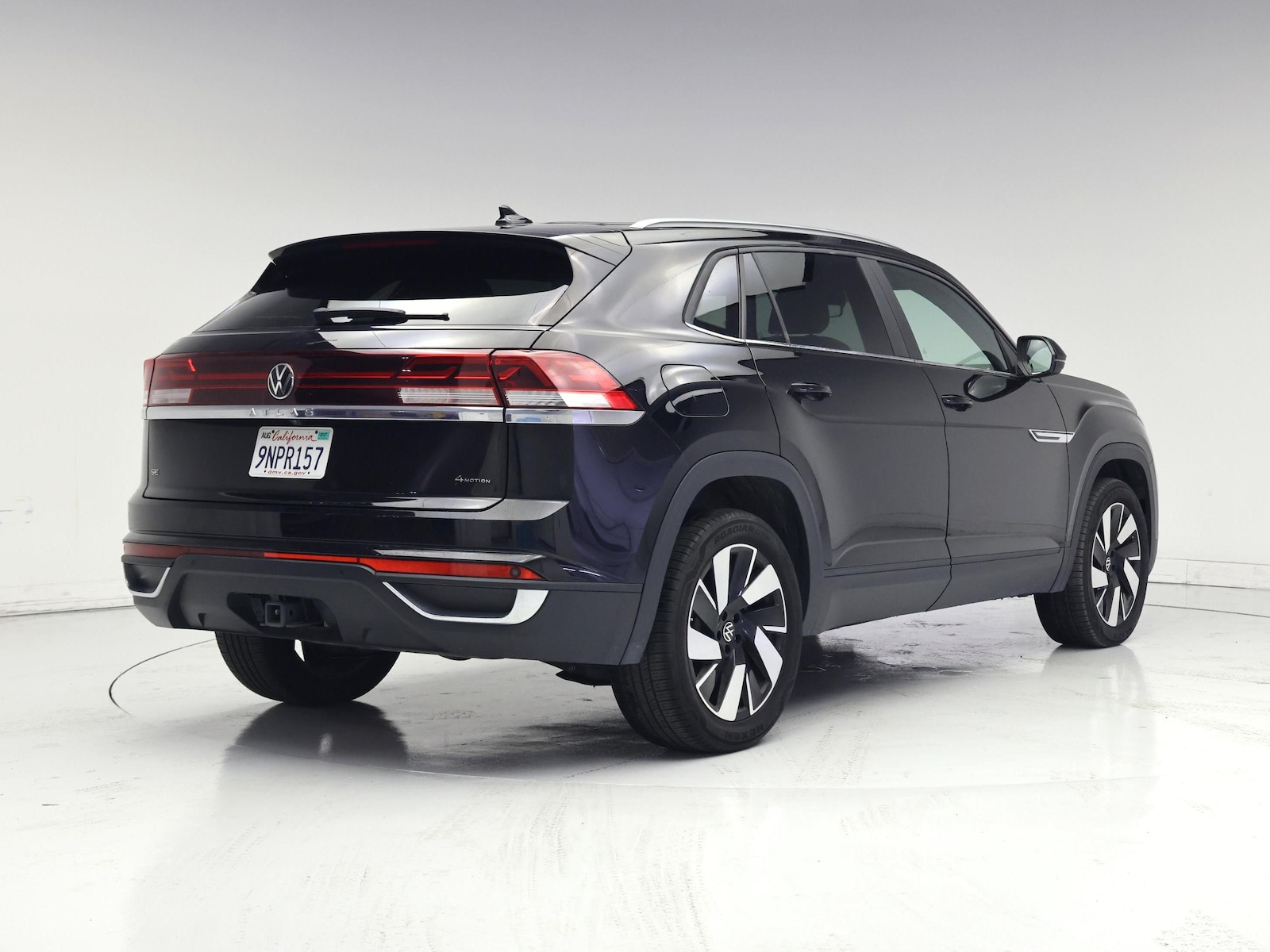 2024 Volkswagen Atlas Cross Sport SE w/Tech - Photo 9