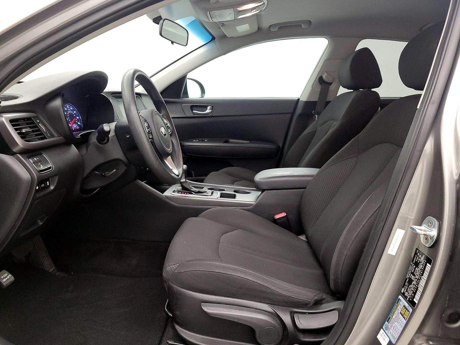 Thumbnail: 2018 Kia Optima - 9