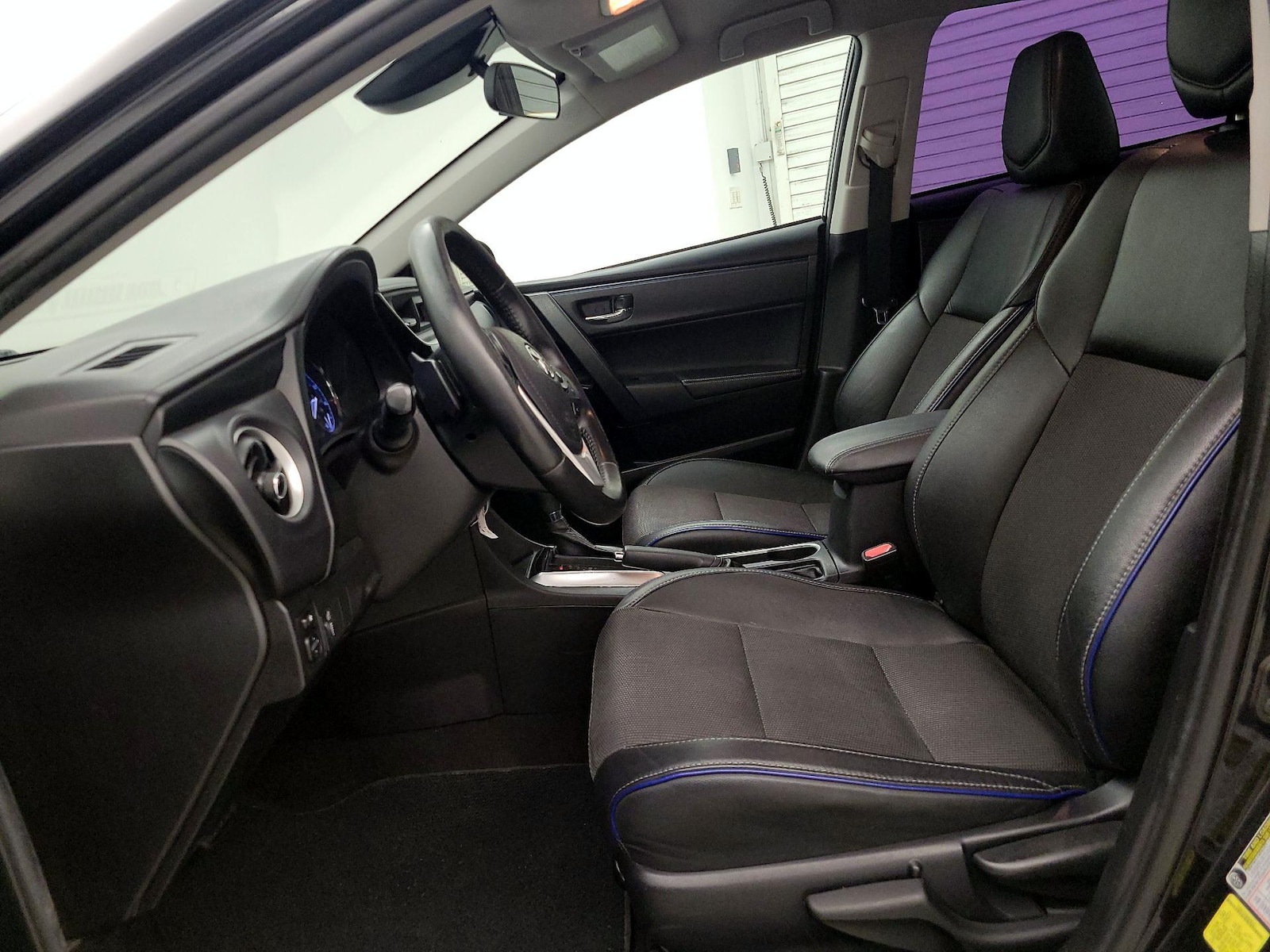 2019 Toyota Corolla SE - Photo 12