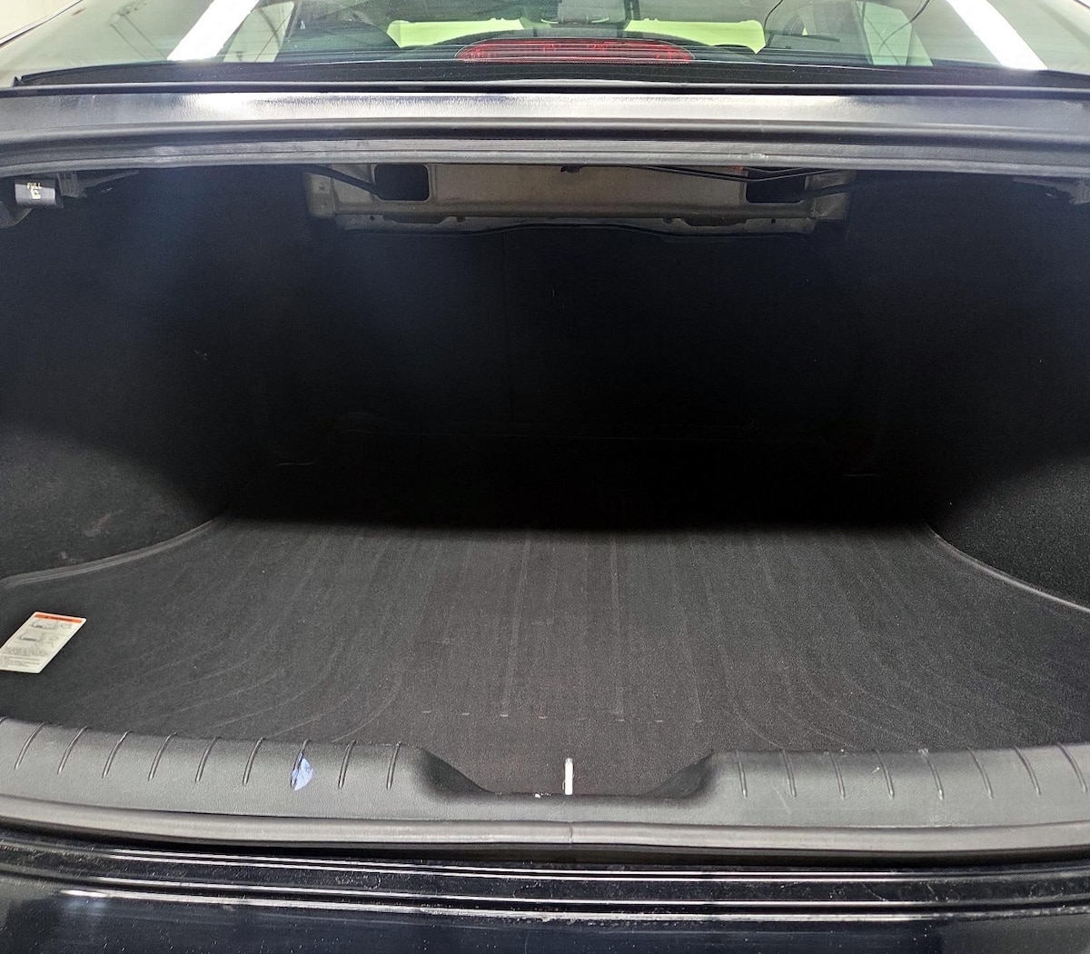 Trunk/Cargo (Seats Up)