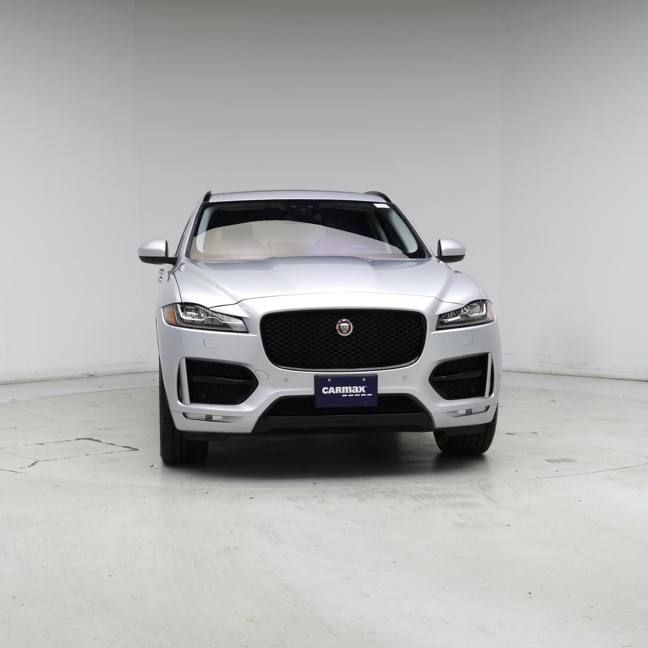 Thumbnail: 2017 Jaguar F-Pace - 5