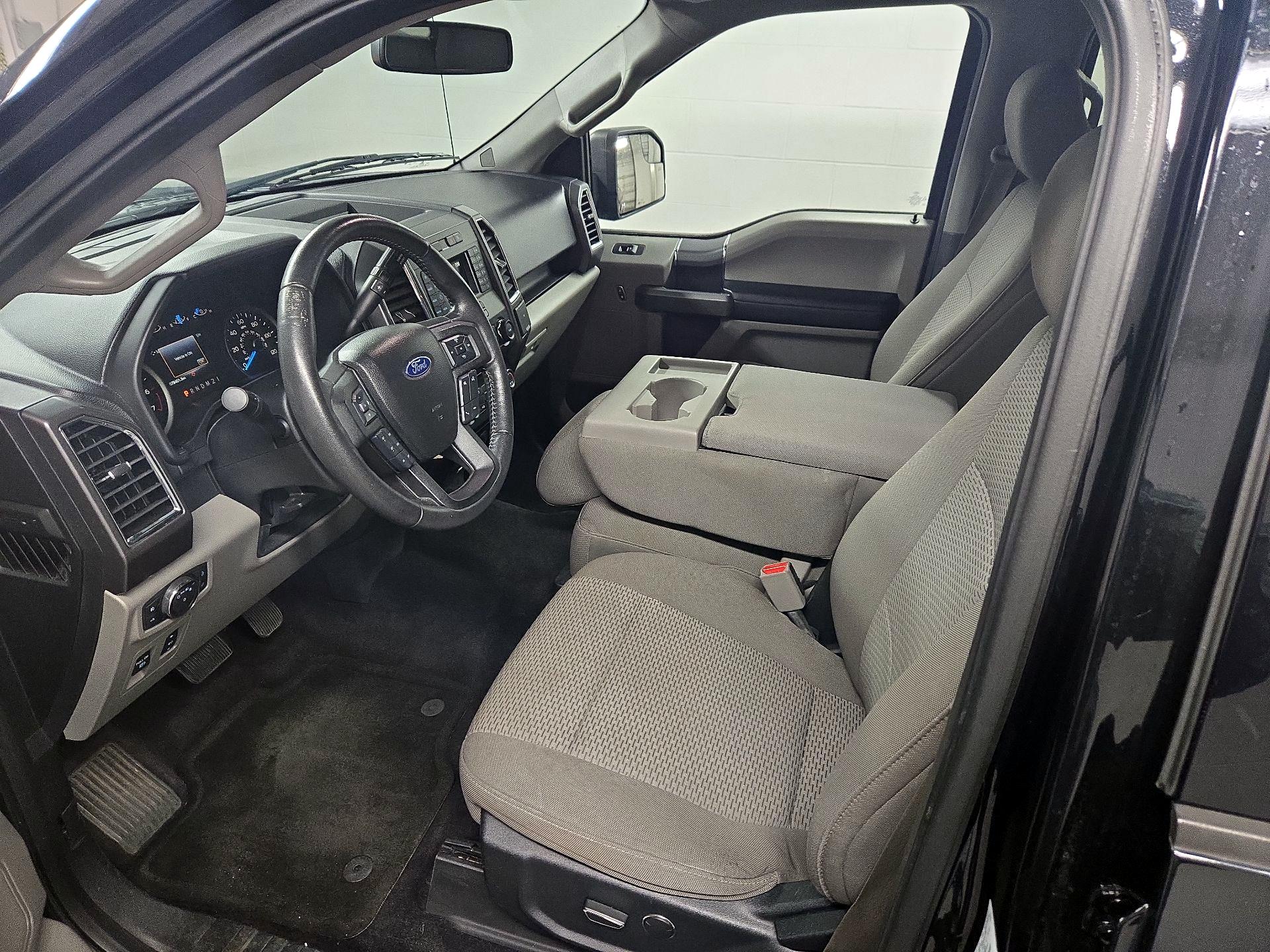 Thumbnail: 2017 Ford F-150 - 11