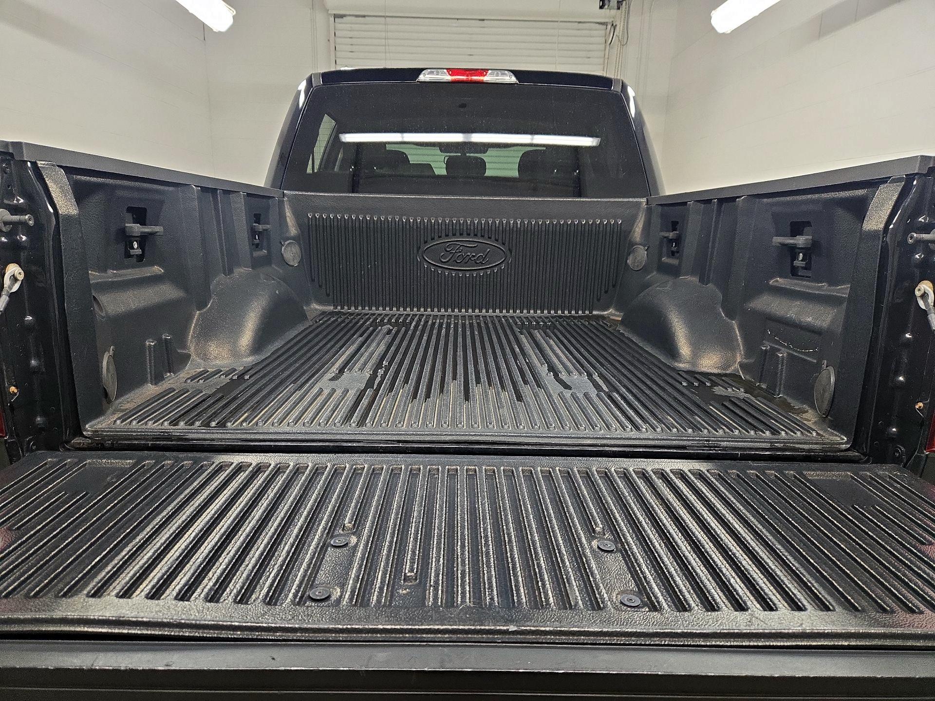 Thumbnail: 2017 Ford F-150 - 20