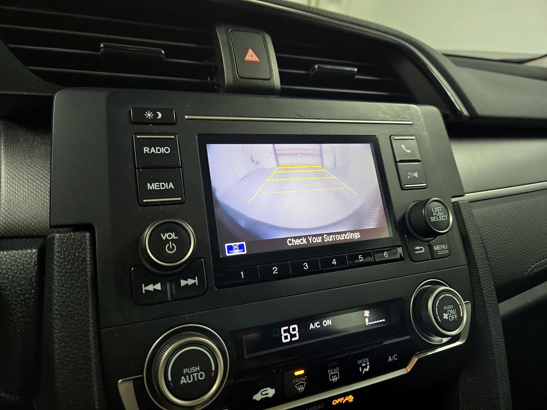 Thumbnail: 2016 Honda Civic - 14