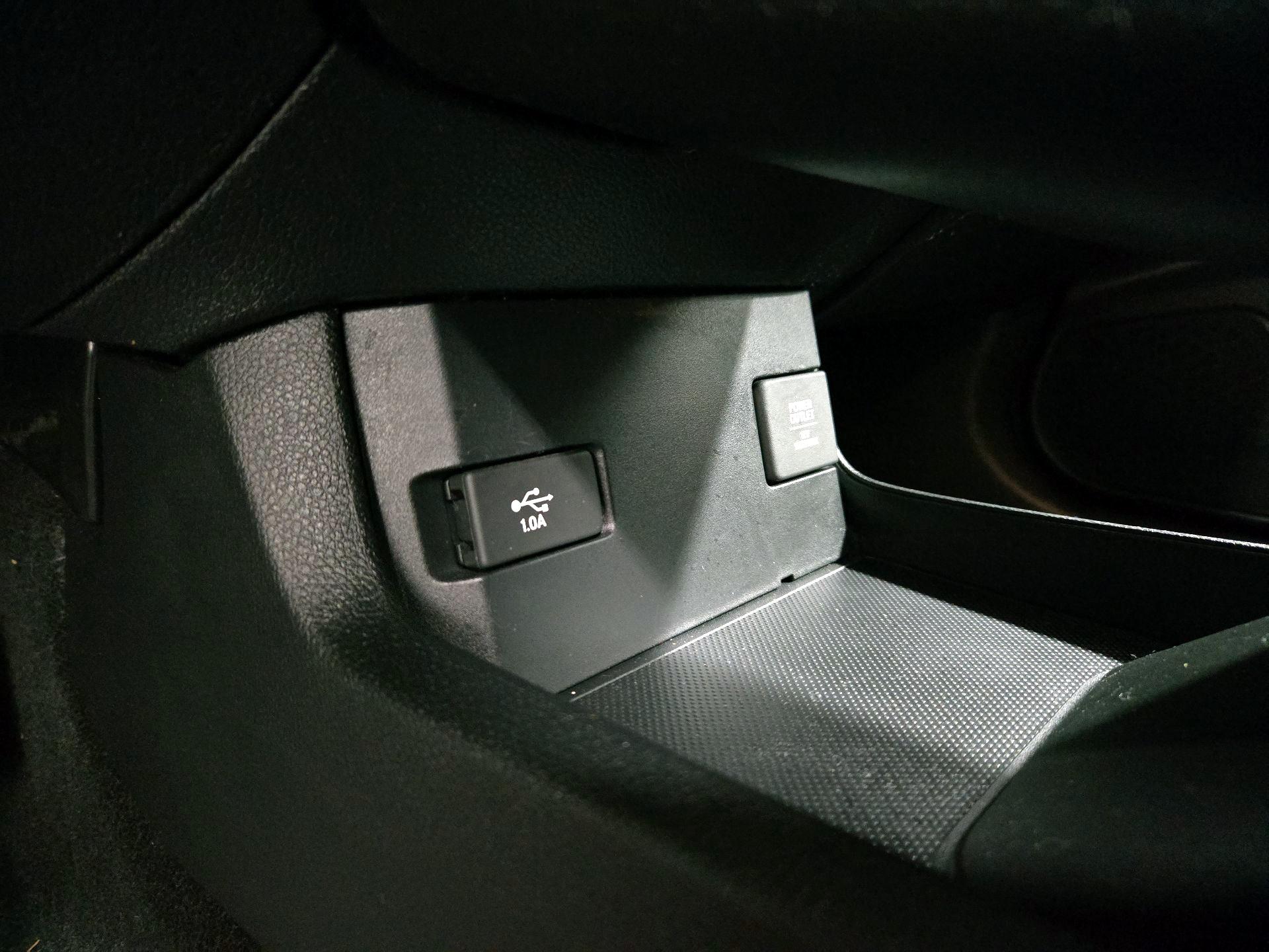 Thumbnail: 2016 Honda Civic - 18