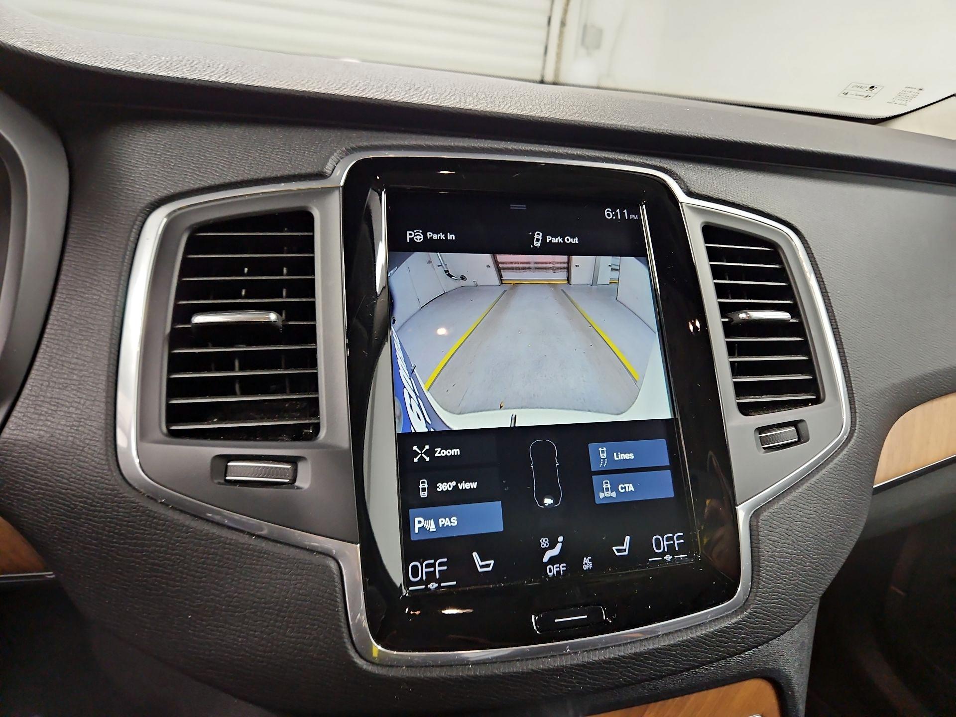 Thumbnail: 2018 Volvo XC90 - 15