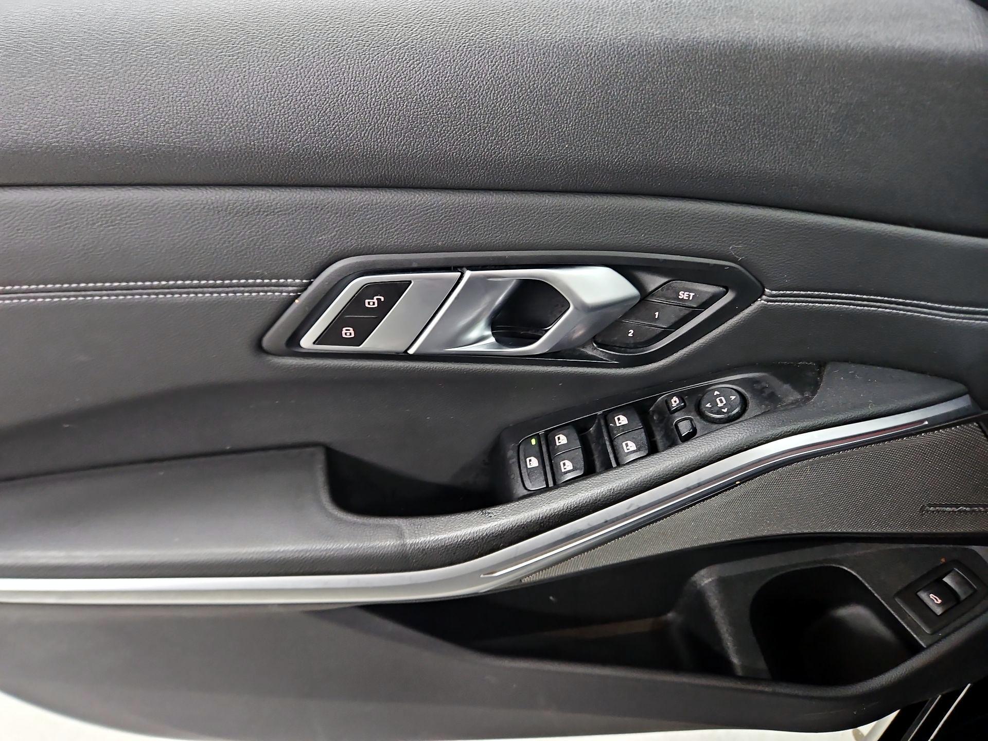 Thumbnail: 2020 BMW 3 Series - 12