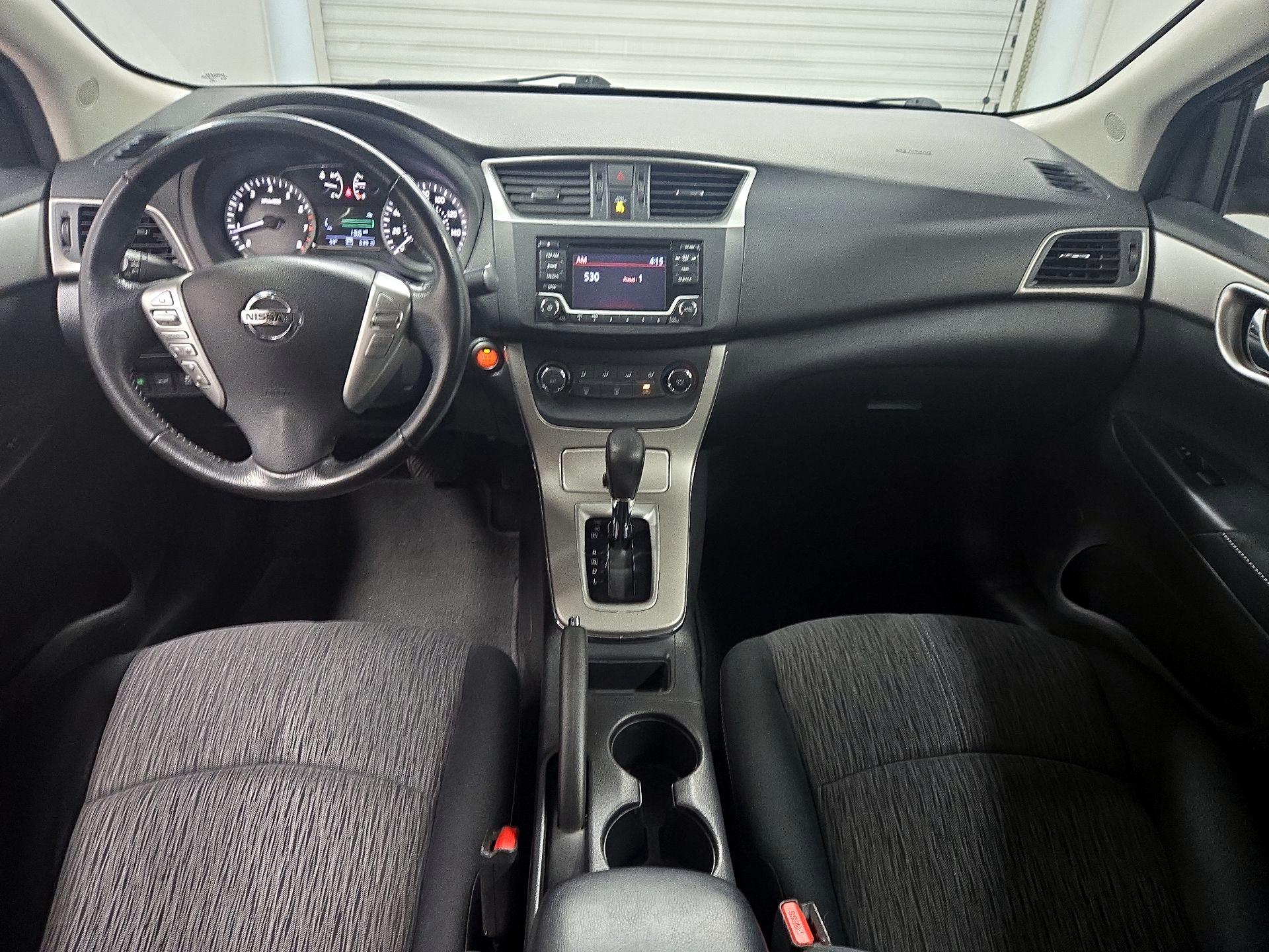 Thumbnail: 2015 Nissan Sentra - 9