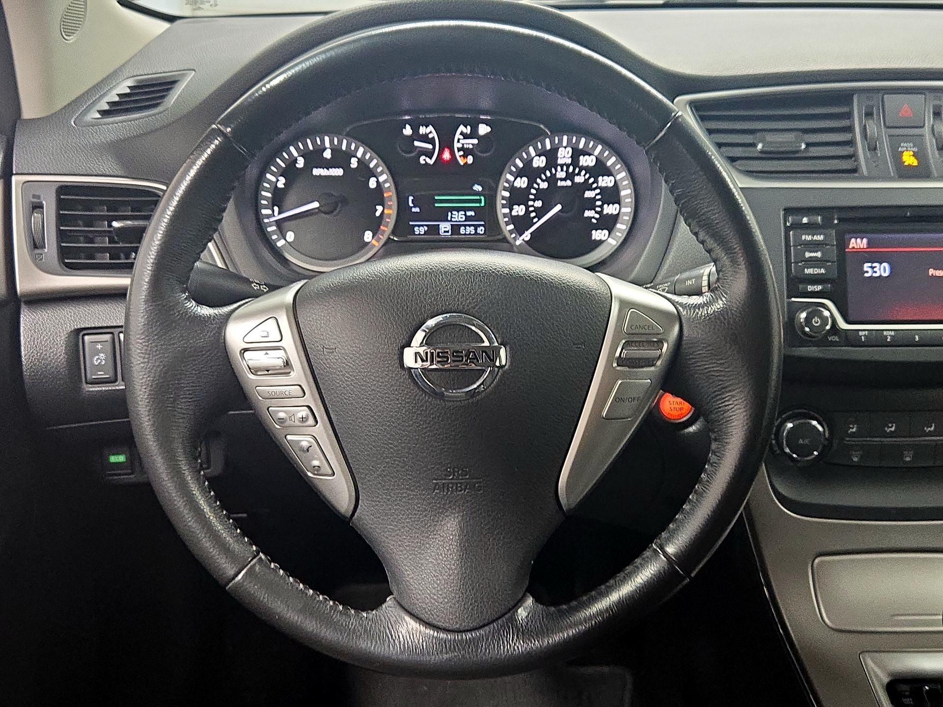 Thumbnail: 2015 Nissan Sentra - 10