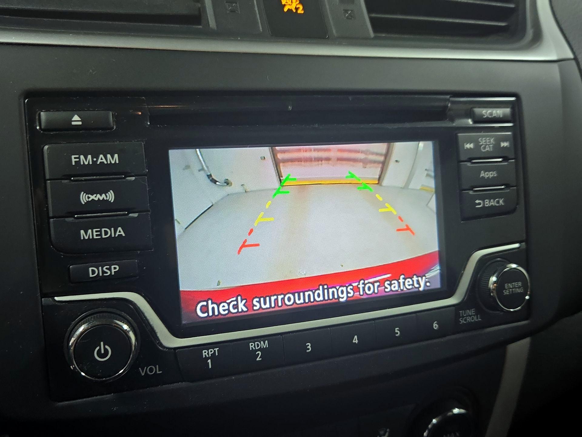 Thumbnail: 2015 Nissan Sentra - 14