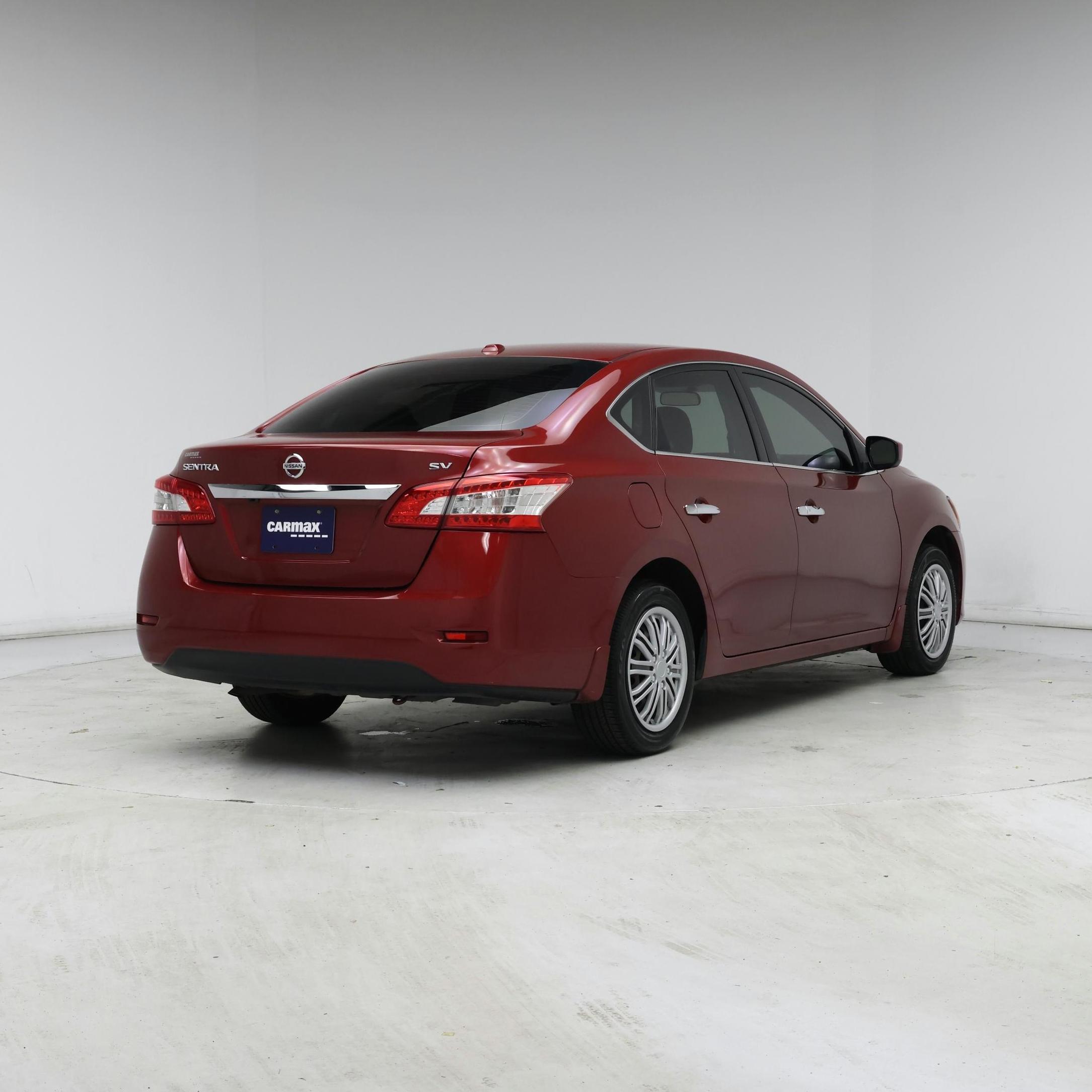 Thumbnail: 2015 Nissan Sentra - 8