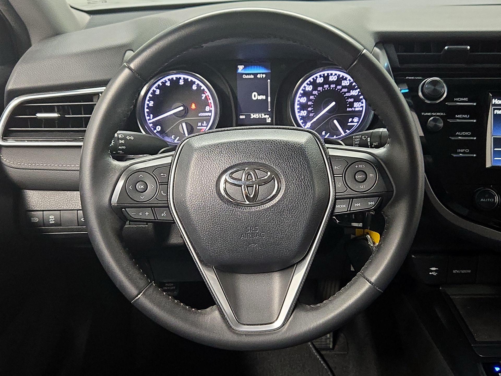 Thumbnail: 2018 Toyota Camry - 10