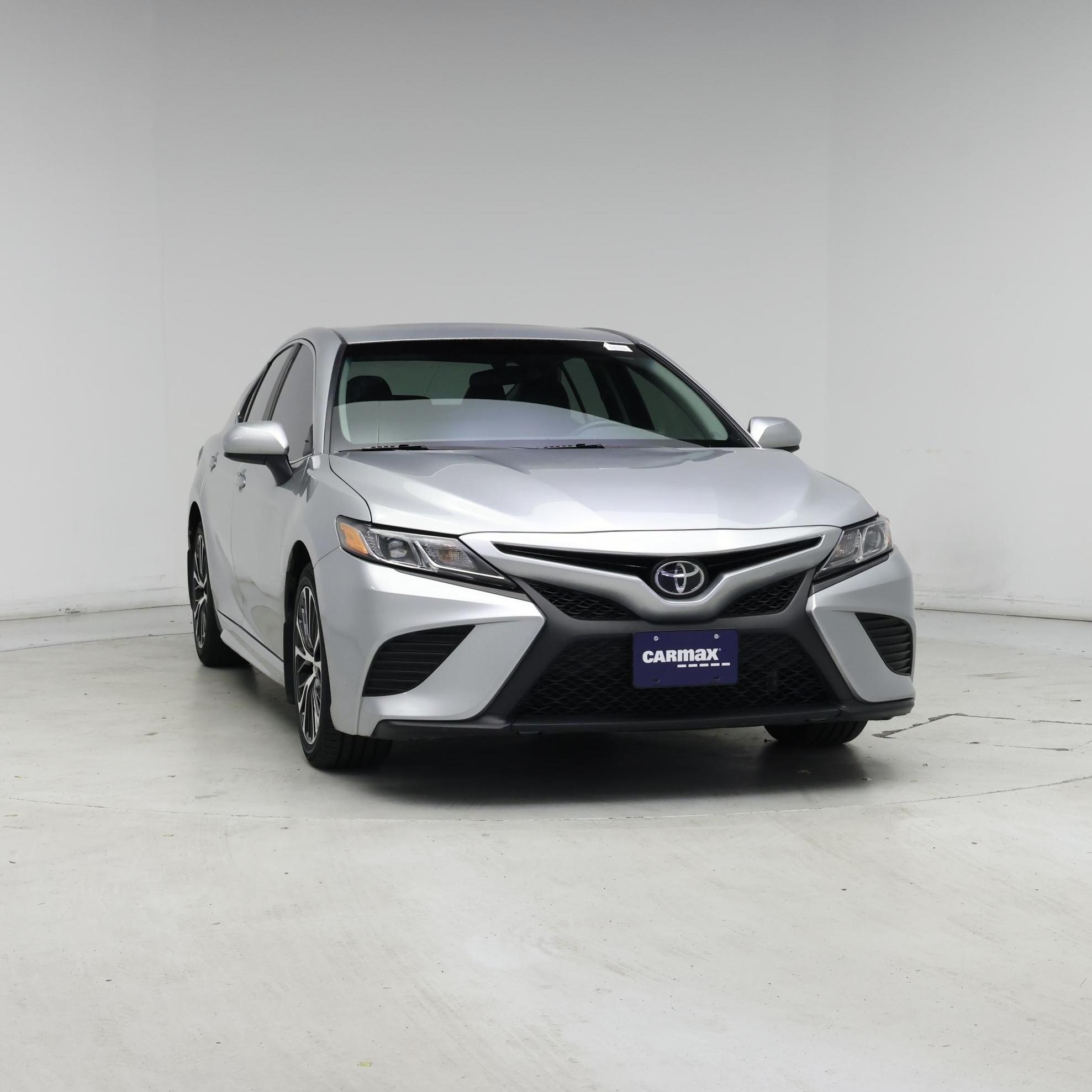 Thumbnail: 2018 Toyota Camry - 5