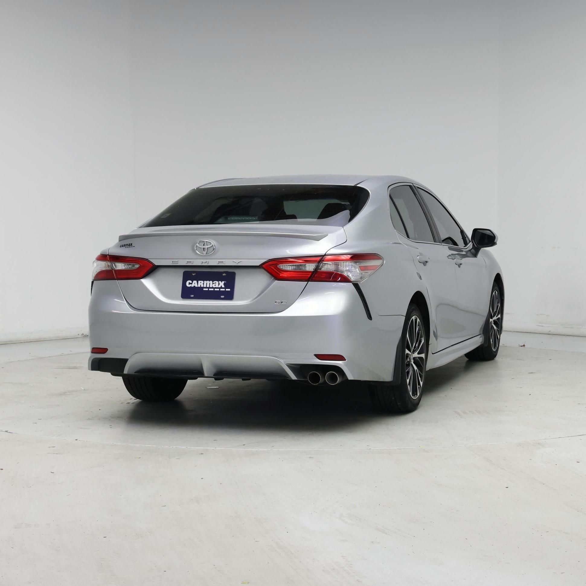 Thumbnail: 2018 Toyota Camry - 8