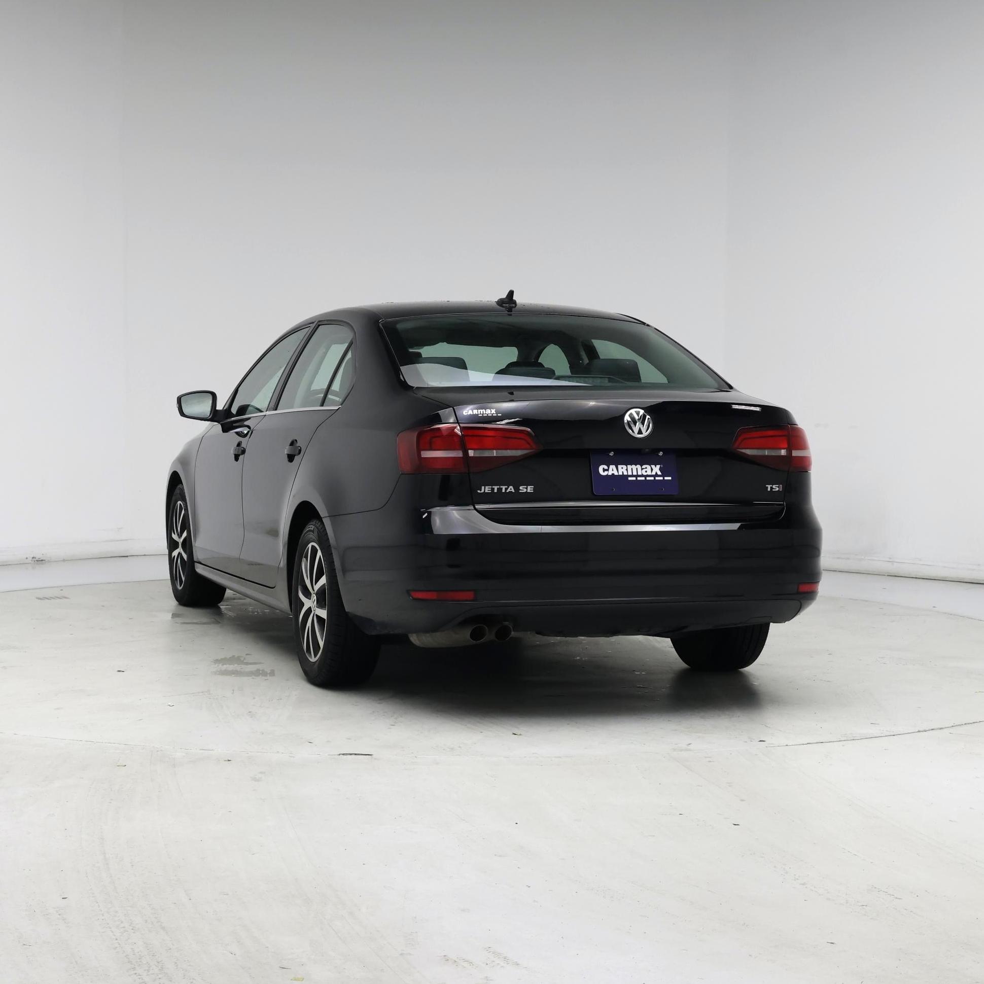 Thumbnail: 2017 Volkswagen Jetta - 6