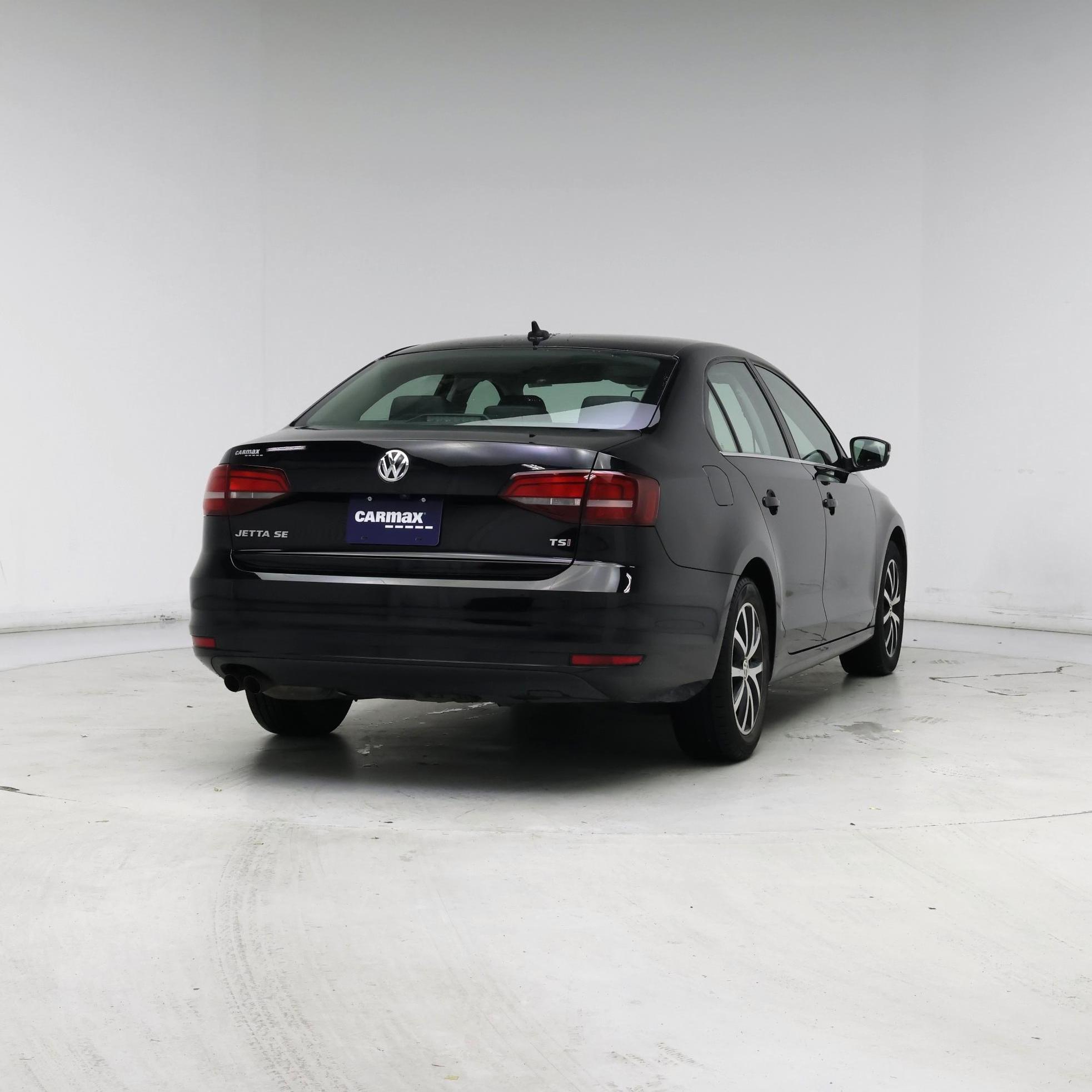 Thumbnail: 2017 Volkswagen Jetta - 8