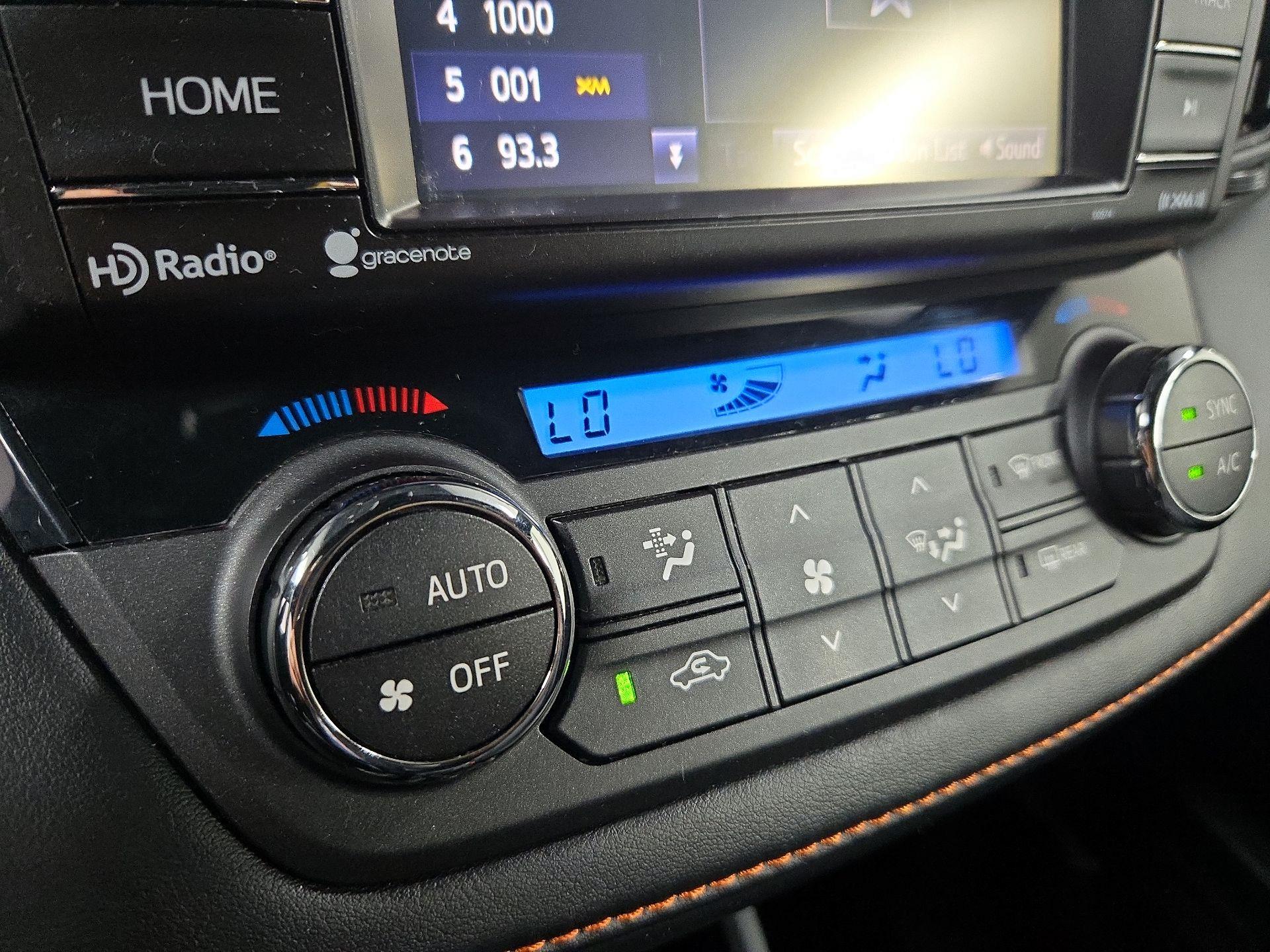 Thumbnail: 2017 Toyota RAV4 - 16