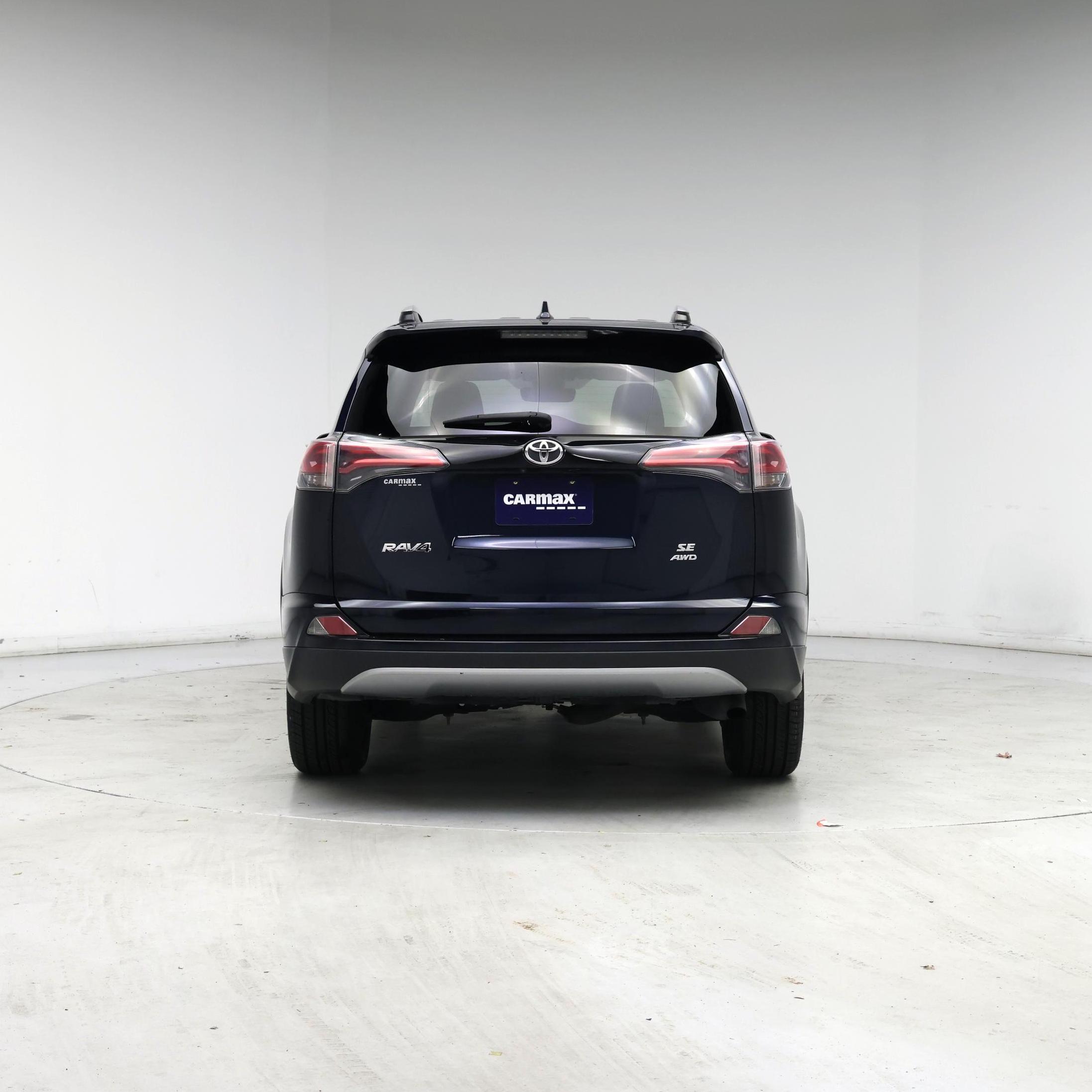 Thumbnail: 2017 Toyota RAV4 - 6