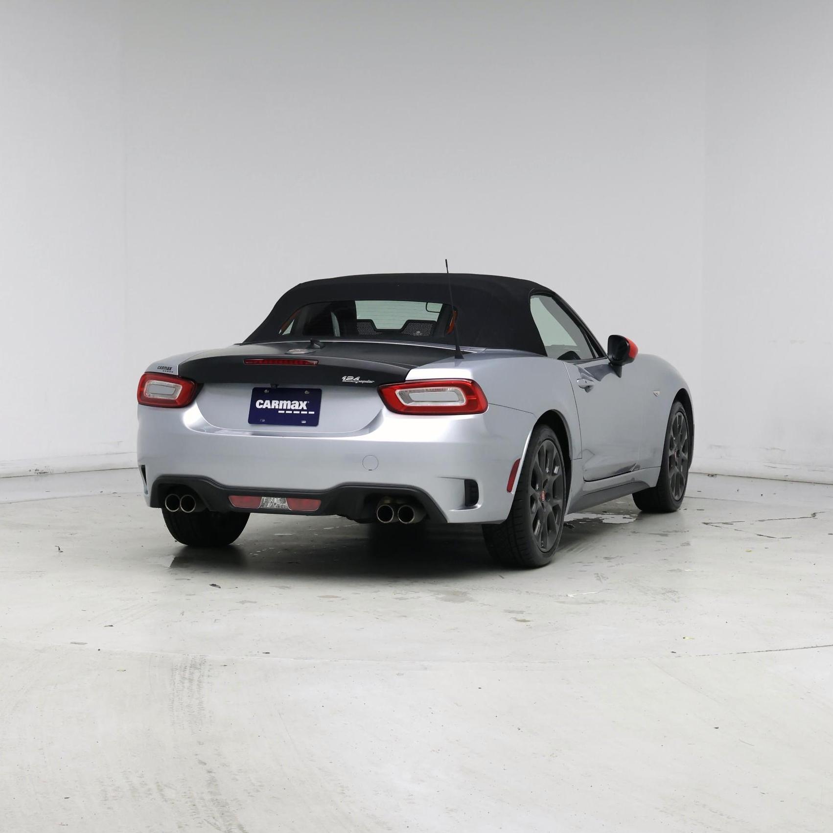 Thumbnail: 2018 Fiat 124 Spider - 8