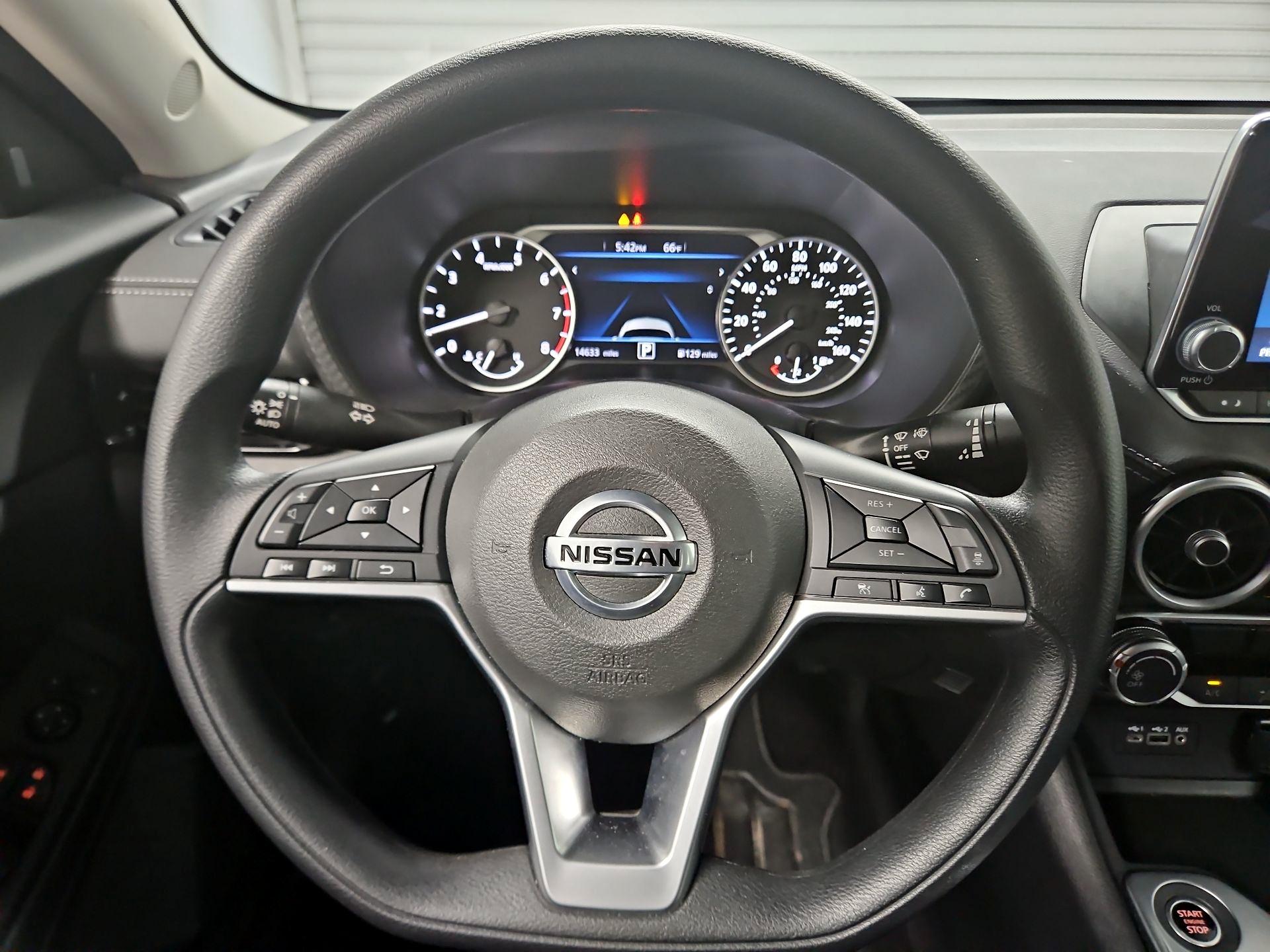 Thumbnail: 2023 Nissan Sentra - 10