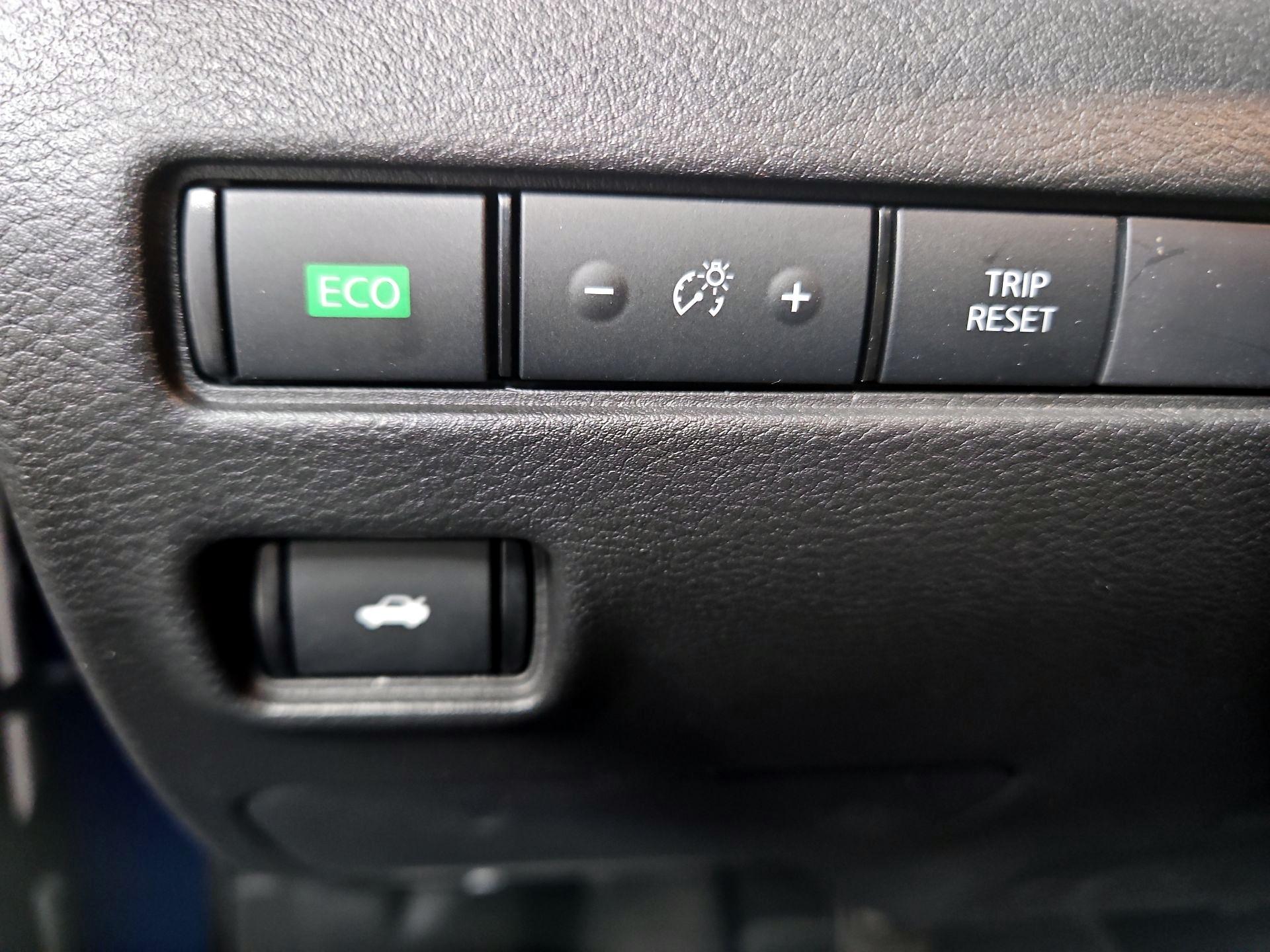 Thumbnail: 2023 Nissan Sentra - 13