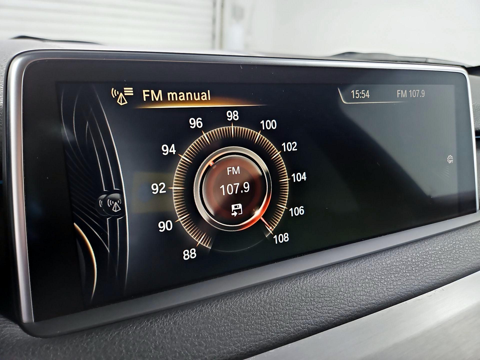 Thumbnail: 2016 BMW X5 - 16