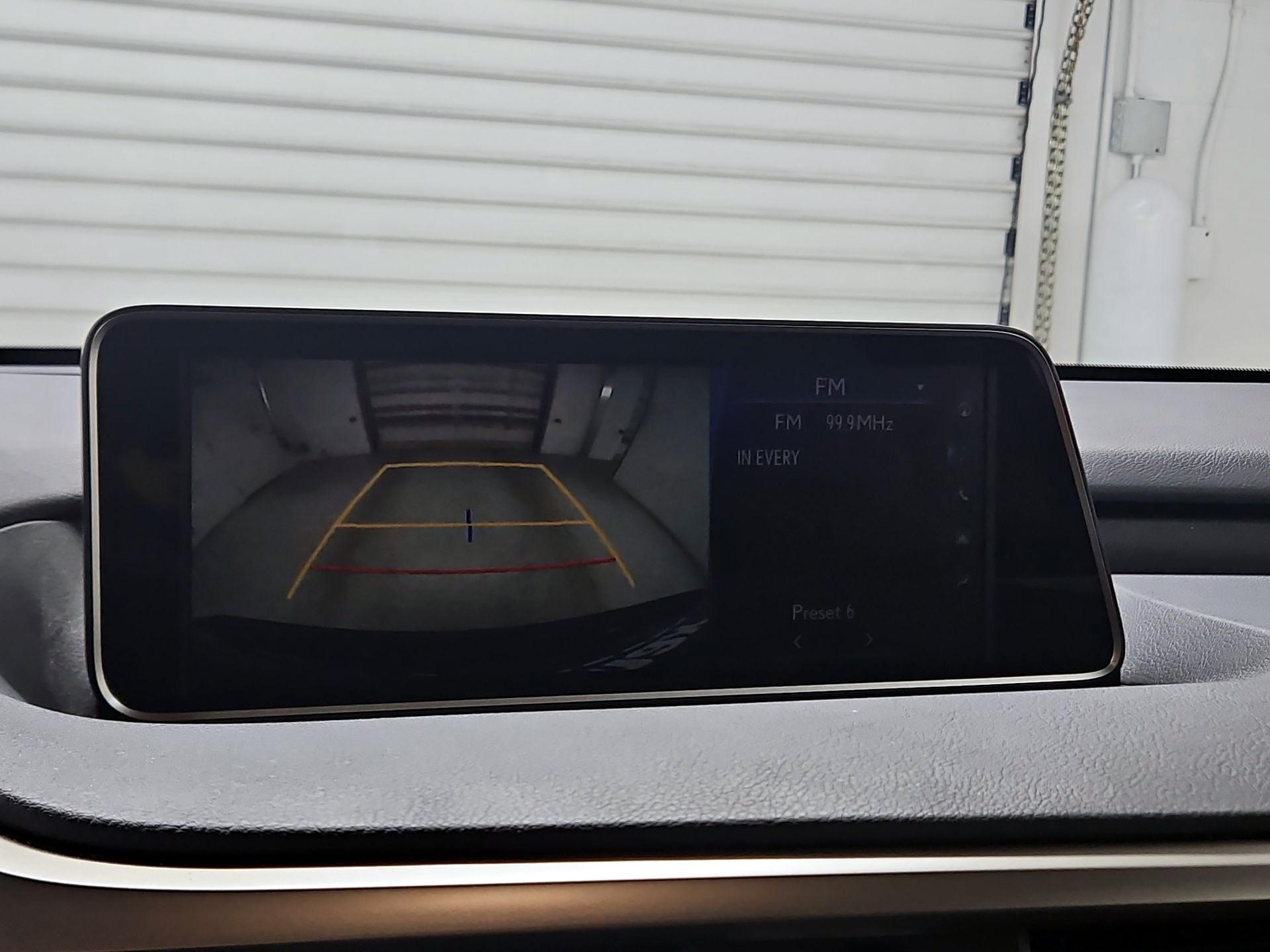 Thumbnail: 2017 Lexus RX - 15