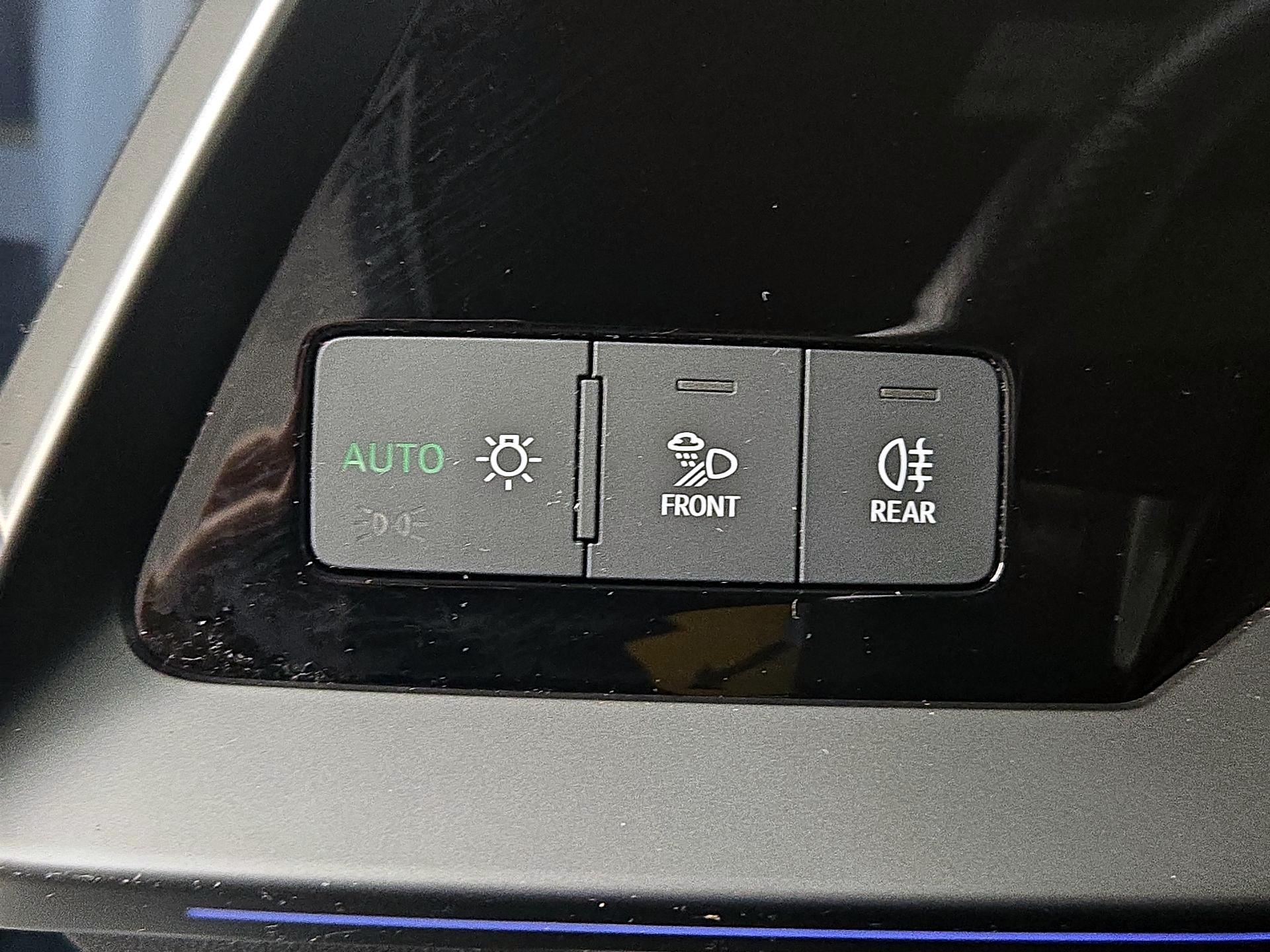 Thumbnail: 2023 Audi RS 3 - 13