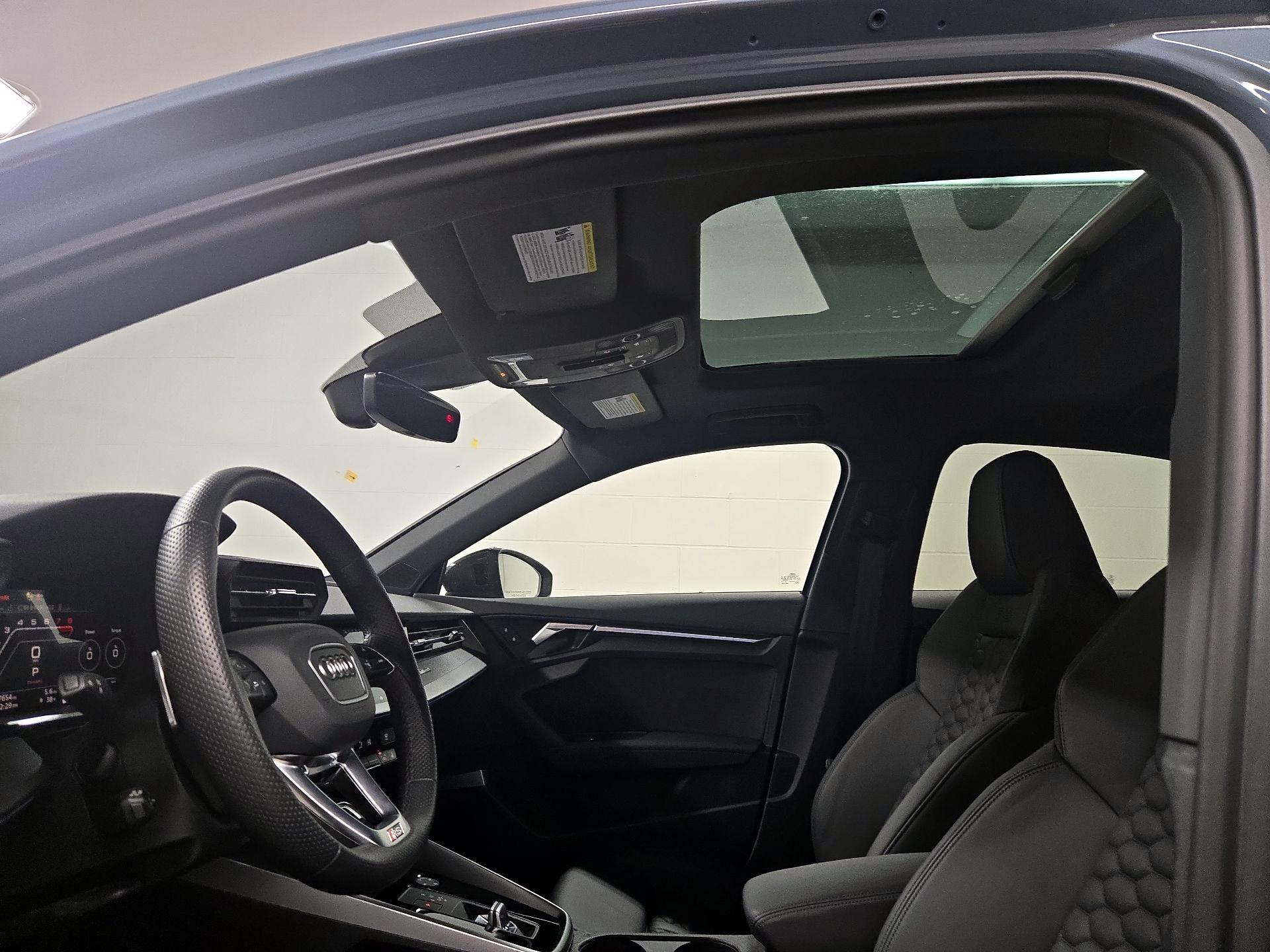 Thumbnail: 2023 Audi RS 3 - 20