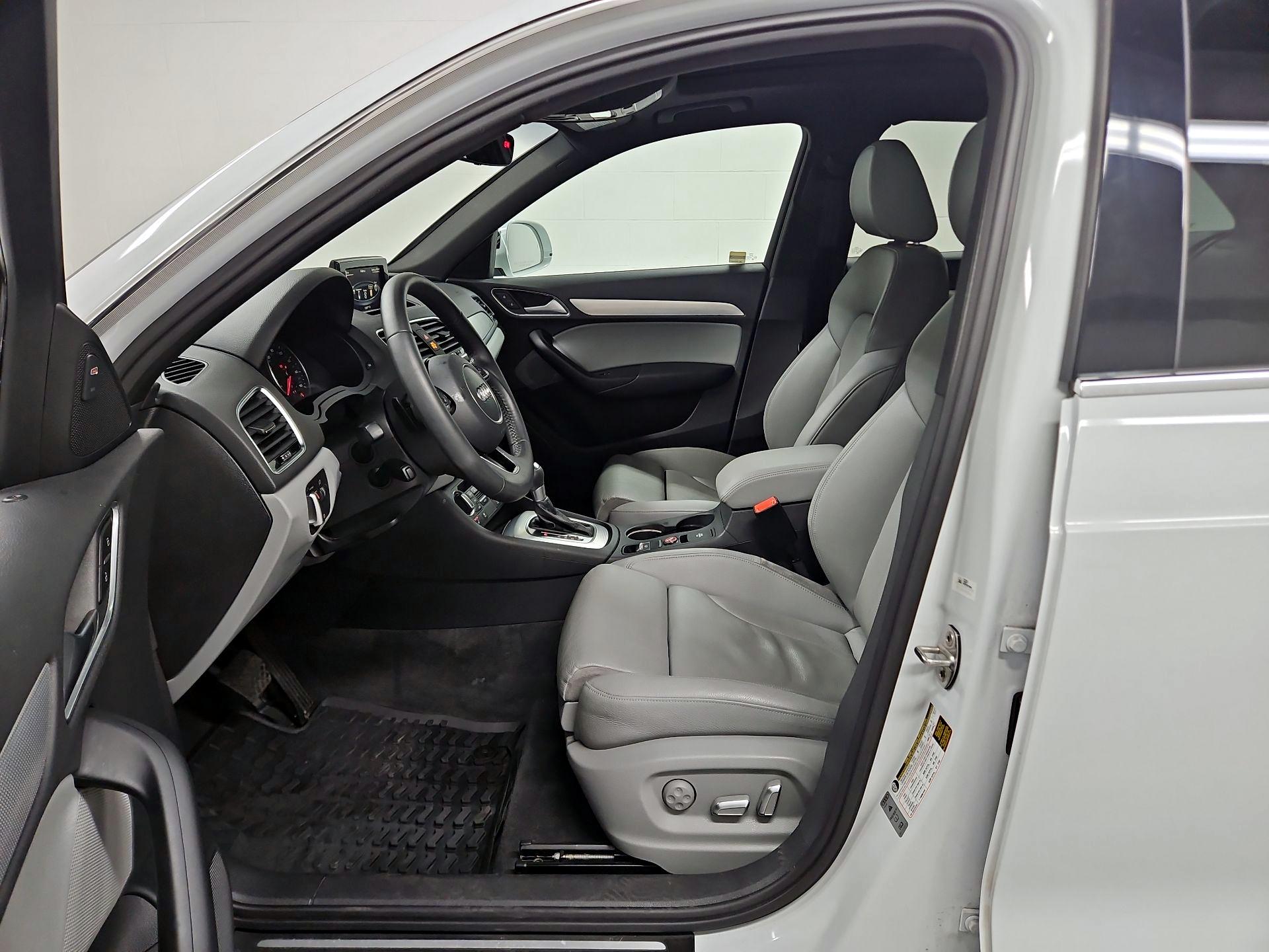 Thumbnail: 2018 Audi Q3 - 11