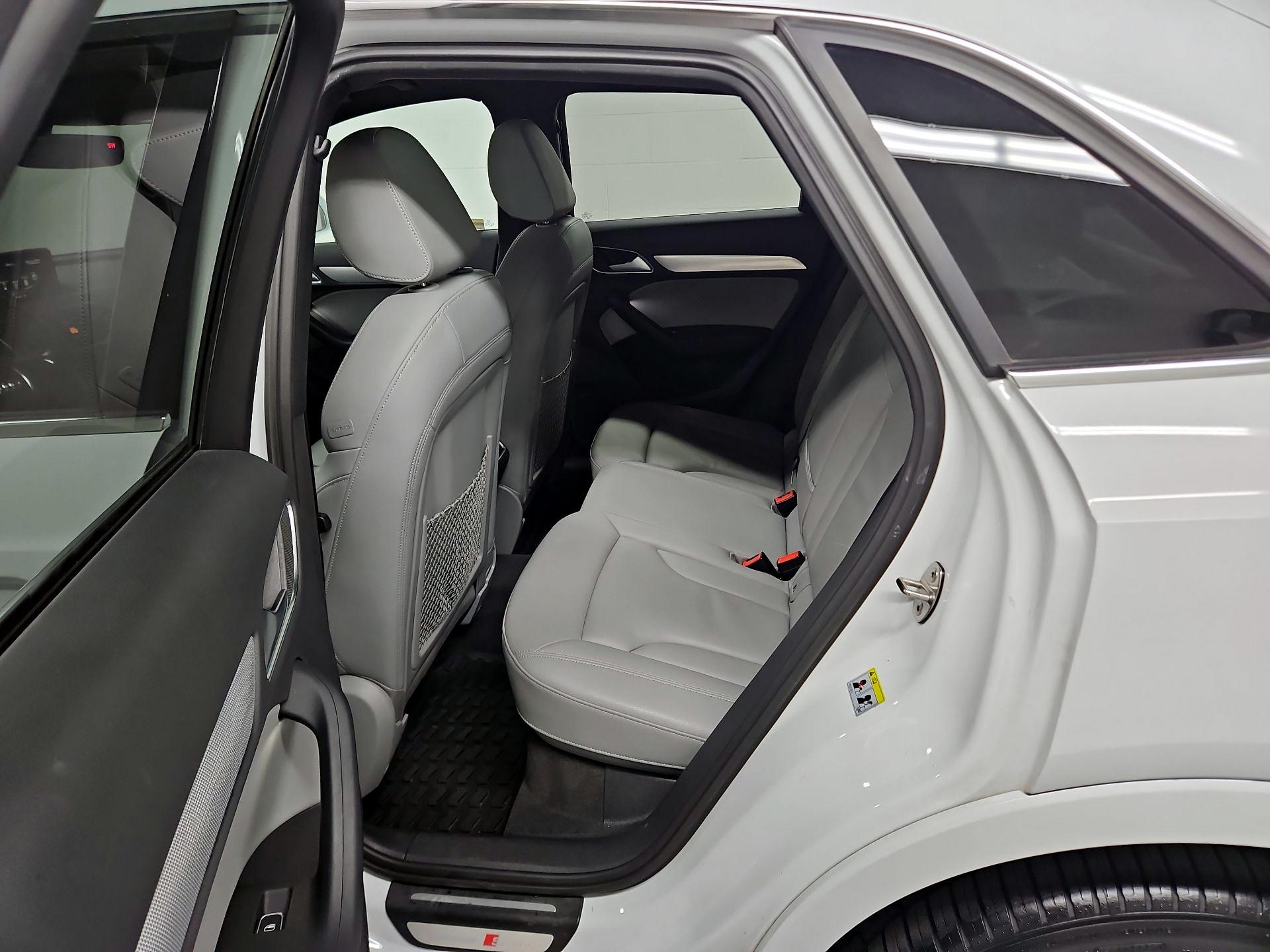 Thumbnail: 2018 Audi Q3 - 20