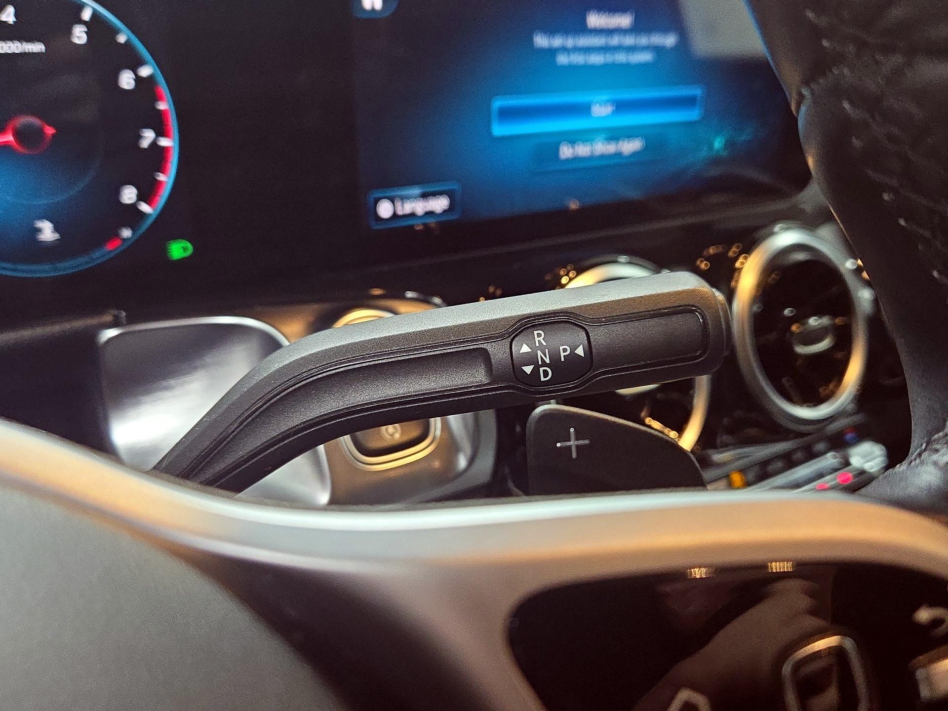 Thumbnail: 2020 Mercedes-Benz GLB - 17