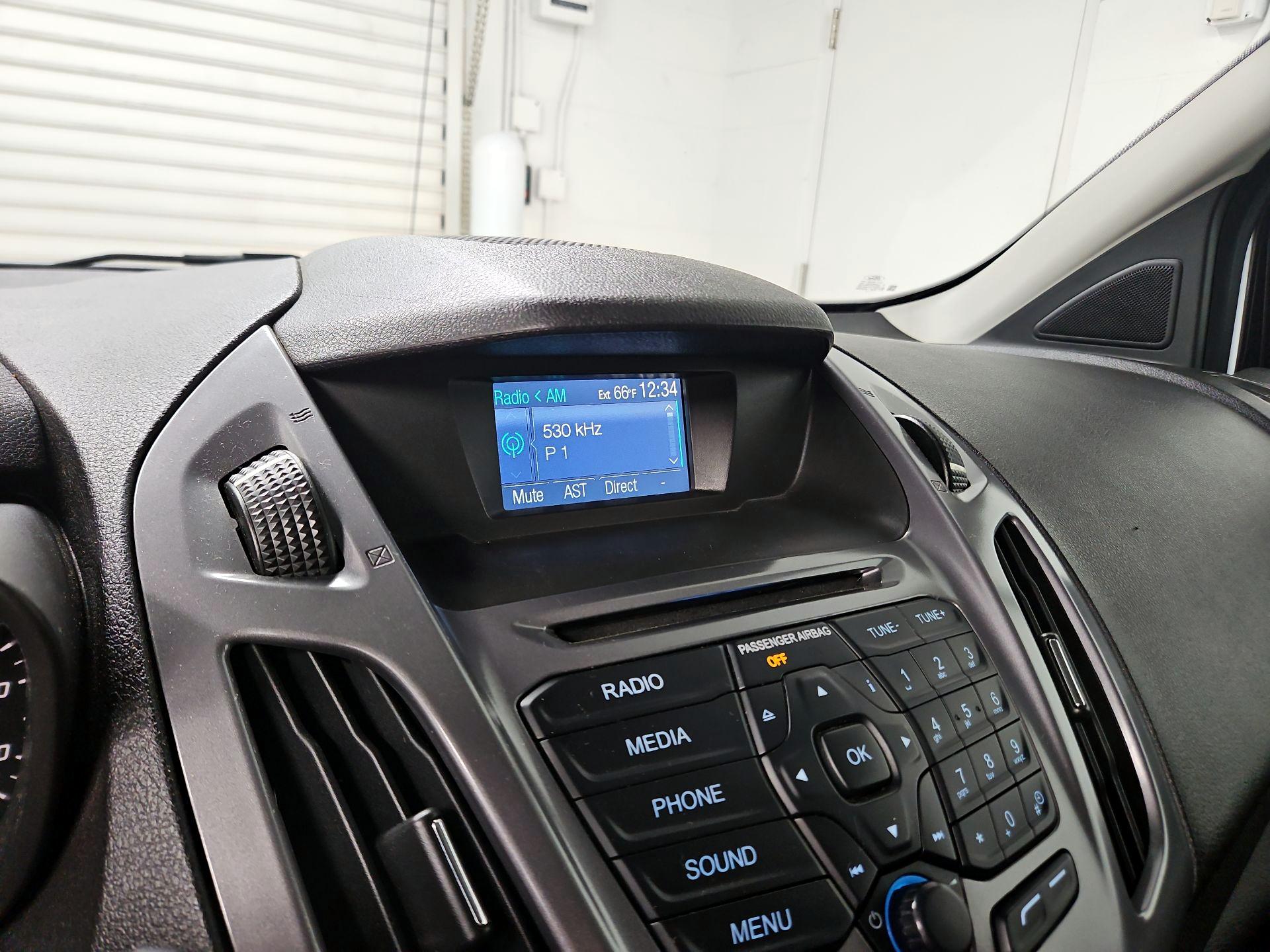 Thumbnail: 2015 Ford Transit Series - 14