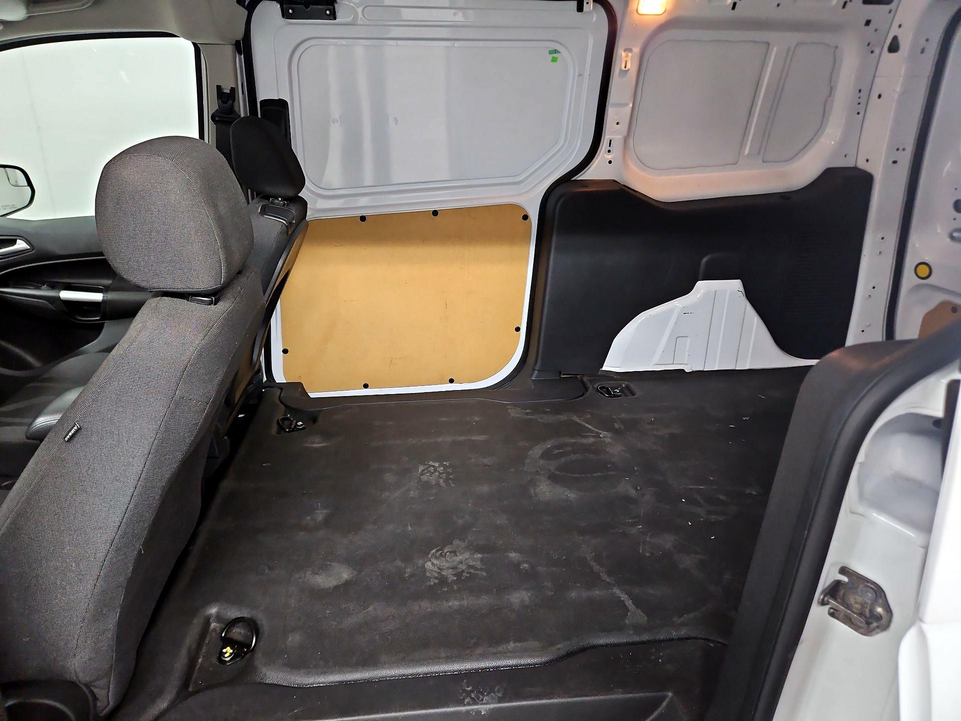 Thumbnail: 2015 Ford Transit Series - 18