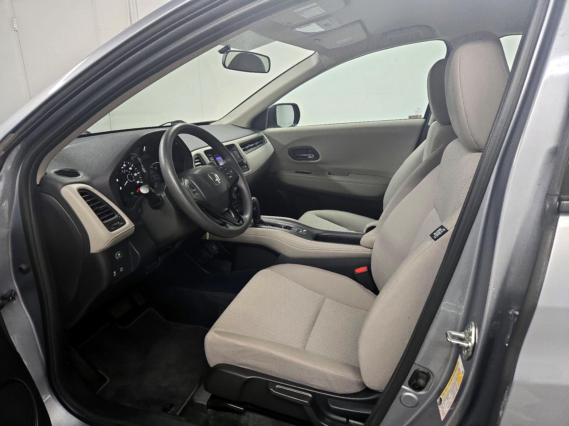 Thumbnail: 2017 Honda HR-V - 11