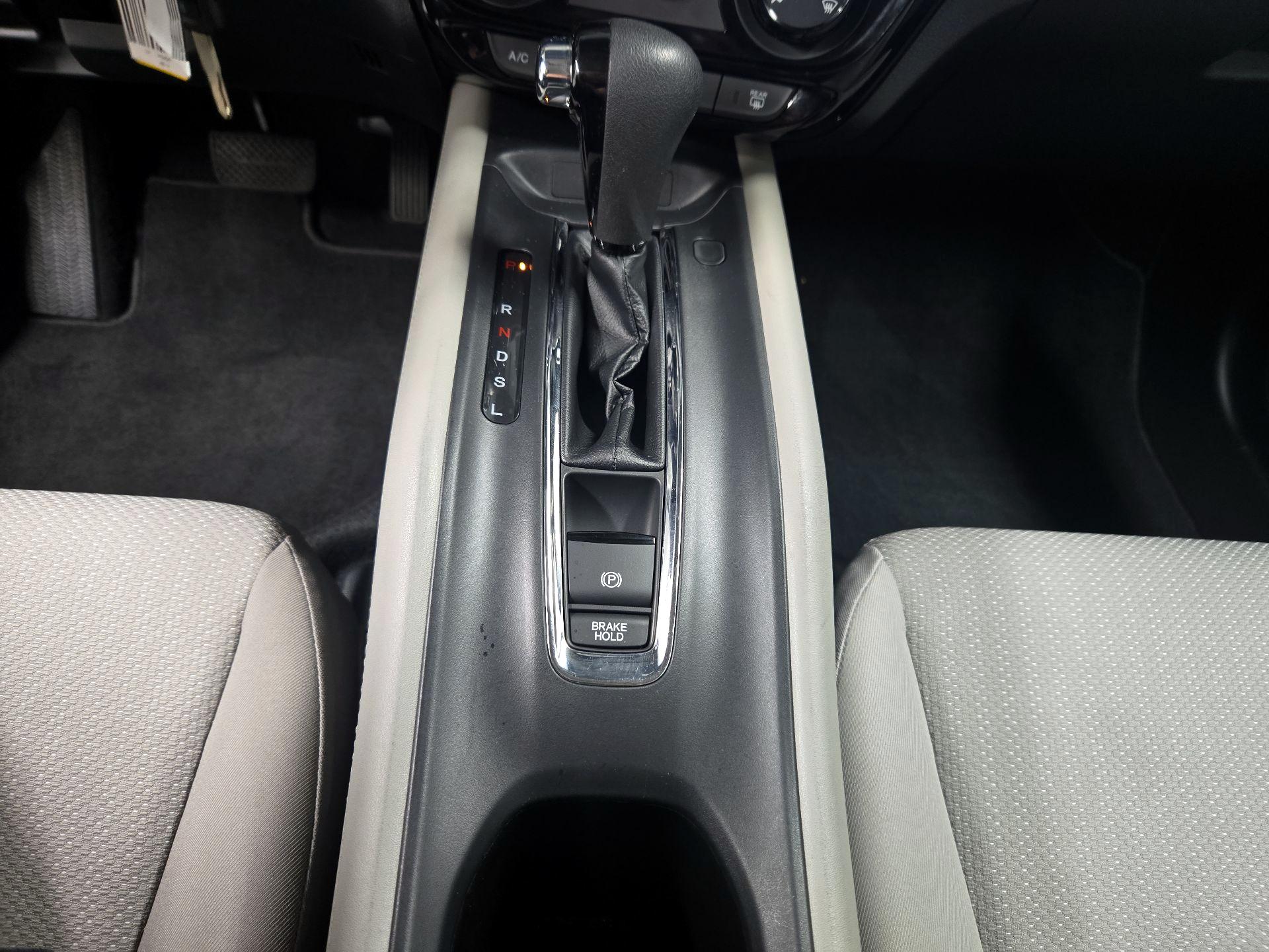 Thumbnail: 2017 Honda HR-V - 17